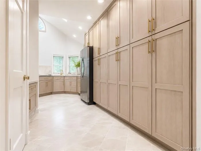 5 Eaton Road, Oyster Bay, NY, 3 Bedrooms Bedrooms, 7 Rooms Rooms,2 BathroomsBathrooms,Residential Lease,For Rent,Eaton,0,1001335 5 Eaton Road, Oyster Bay, NY, 3 Bedrooms Bedrooms, 7 Rooms Rooms,2 BathroomsBathrooms,Residential Lease,For Rent,Eaton,0,1001335