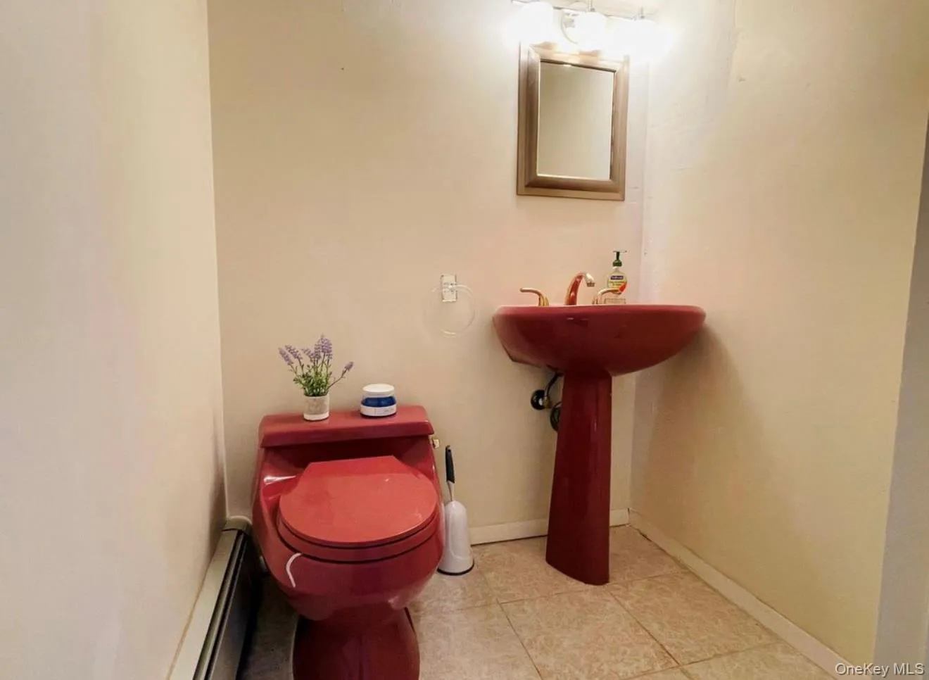 5 Eaton Road, Oyster Bay, NY, 3 Bedrooms Bedrooms, 7 Rooms Rooms,2 BathroomsBathrooms,Residential Lease,For Rent,Eaton,0,1001335 5 Eaton Road, Oyster Bay, NY, 3 Bedrooms Bedrooms, 7 Rooms Rooms,2 BathroomsBathrooms,Residential Lease,For Rent,Eaton,0,1001335