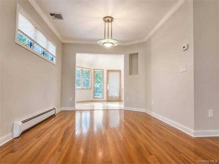 5 Eaton Road, Oyster Bay, NY, 3 Bedrooms Bedrooms, 7 Rooms Rooms,2 BathroomsBathrooms,Residential Lease,For Rent,Eaton,0,1001335 5 Eaton Road, Oyster Bay, NY, 3 Bedrooms Bedrooms, 7 Rooms Rooms,2 BathroomsBathrooms,Residential Lease,For Rent,Eaton,0,1001335