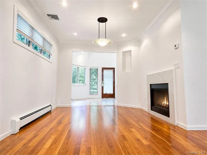 5 Eaton Road, Oyster Bay, NY, 3 Bedrooms Bedrooms, 7 Rooms Rooms,2 BathroomsBathrooms,Residential Lease,For Rent,Eaton,0,1001335 5 Eaton Road, Oyster Bay, NY, 3 Bedrooms Bedrooms, 7 Rooms Rooms,2 BathroomsBathrooms,Residential Lease,For Rent,Eaton,0,1001335