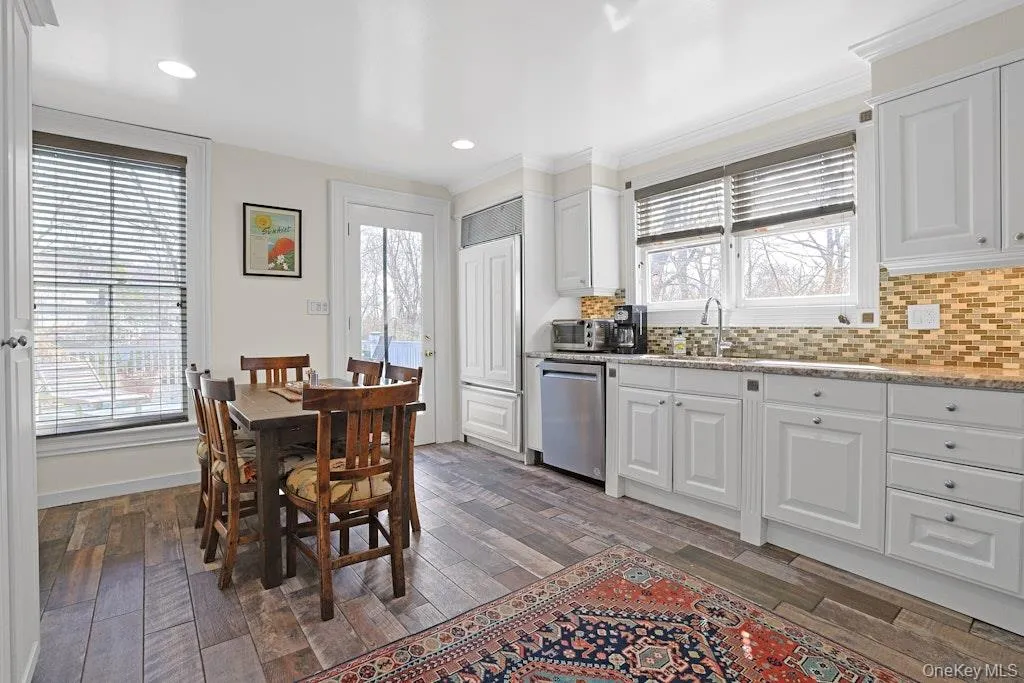 280 Bedford Road, Mount Pleasant, NY, 4 Bedrooms Bedrooms, 7 Rooms Rooms,2 BathroomsBathrooms,Residential,For Rent,Bedford,0,1001347 280 Bedford Road, Mount Pleasant, NY, 4 Bedrooms Bedrooms, 7 Rooms Rooms,2 BathroomsBathrooms,Residential,For Rent,Bedford,0,1001347