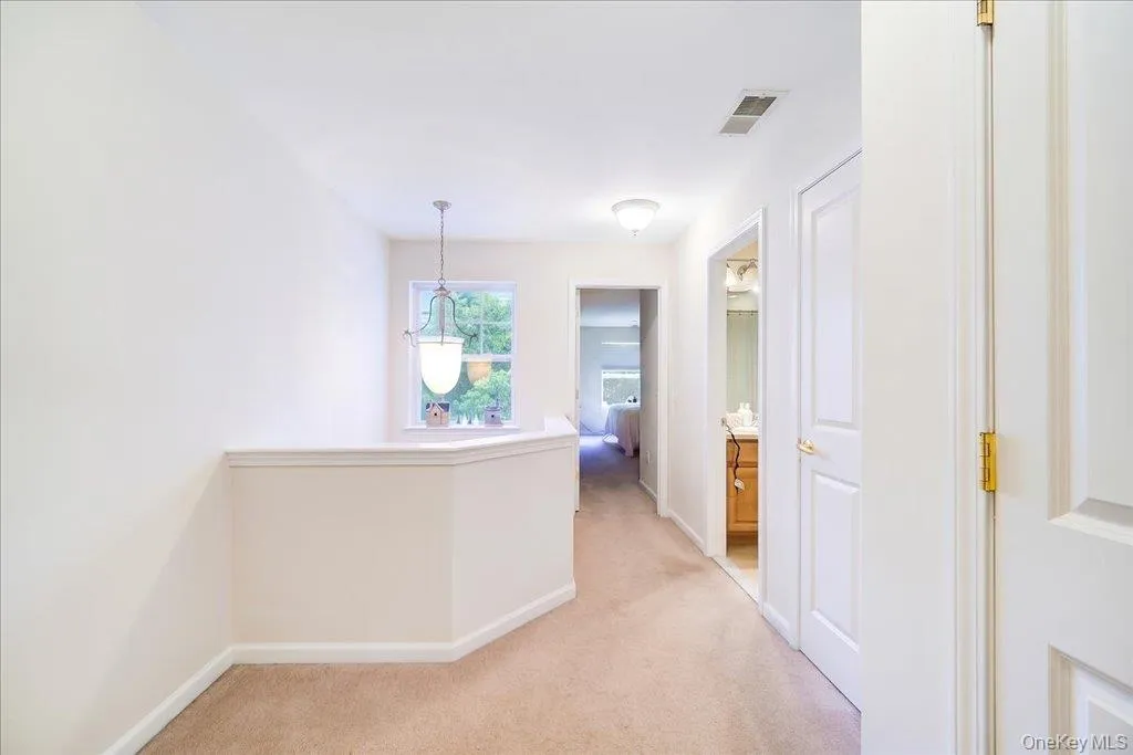 506 Southview Drive, Poughkeepsie, NY, 2 Bedrooms Bedrooms, 8 Rooms Rooms,2 BathroomsBathrooms,Residential,For Rent,Southview,0,1001356 506 Southview Drive, Poughkeepsie, NY, 2 Bedrooms Bedrooms, 8 Rooms Rooms,2 BathroomsBathrooms,Residential,For Rent,Southview,0,1001356
