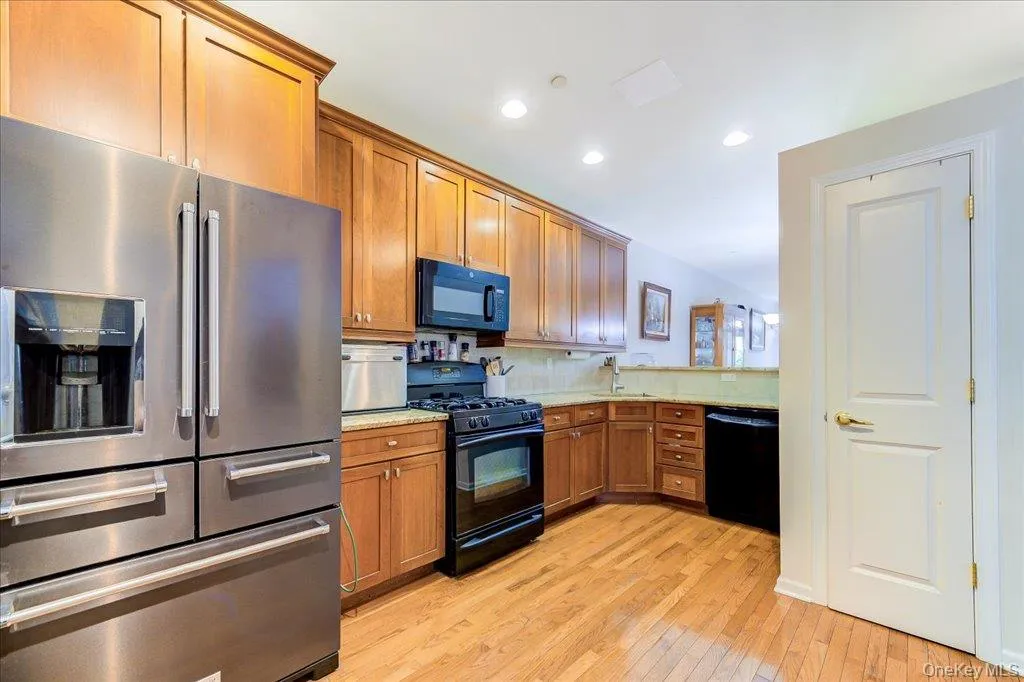 506 Southview Drive, Poughkeepsie, NY, 2 Bedrooms Bedrooms, 8 Rooms Rooms,2 BathroomsBathrooms,Residential,For Rent,Southview,0,1001356 506 Southview Drive, Poughkeepsie, NY, 2 Bedrooms Bedrooms, 8 Rooms Rooms,2 BathroomsBathrooms,Residential,For Rent,Southview,0,1001356