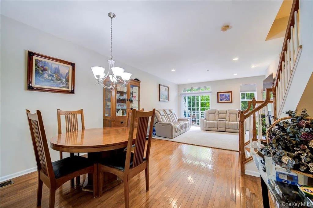 506 Southview Drive, Poughkeepsie, NY, 2 Bedrooms Bedrooms, 8 Rooms Rooms,2 BathroomsBathrooms,Residential,For Rent,Southview,0,1001356 506 Southview Drive, Poughkeepsie, NY, 2 Bedrooms Bedrooms, 8 Rooms Rooms,2 BathroomsBathrooms,Residential,For Rent,Southview,0,1001356