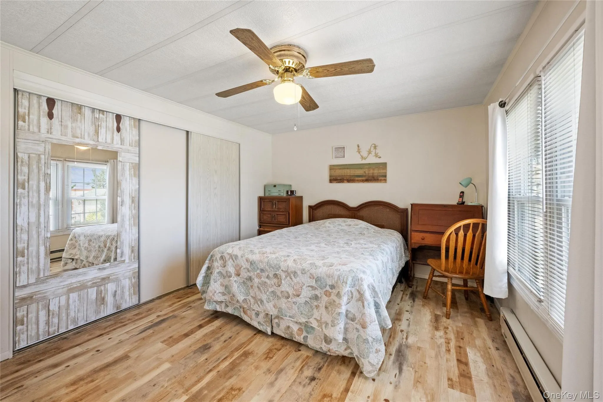 1661 Old Country Road, Riverhead, NY, 2 Bedrooms Bedrooms, 6 Rooms Rooms,2 BathroomsBathrooms,Residential,For Rent,Old Country,0,1001359 1661 Old Country Road, Riverhead, NY, 2 Bedrooms Bedrooms, 6 Rooms Rooms,2 BathroomsBathrooms,Residential,For Rent,Old Country,0,1001359