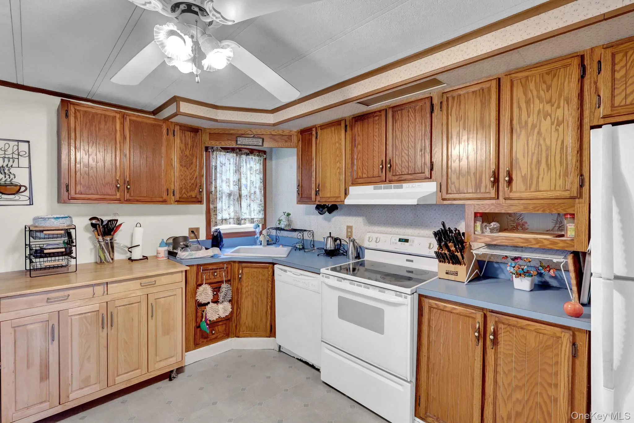131 Village Circle West, Brookhaven, NY, 2 Bedrooms Bedrooms, 6 Rooms Rooms,2 BathroomsBathrooms,Residential,For Rent,Village Circle West,0,1001366 131 Village Circle West, Brookhaven, NY, 2 Bedrooms Bedrooms, 6 Rooms Rooms,2 BathroomsBathrooms,Residential,For Rent,Village Circle West,0,1001366