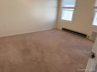 131 Village Circle, Brookhaven, NY, 2 Bedrooms Bedrooms, 6 Rooms Rooms,2 BathroomsBathrooms,Residential,For Rent,Village,0,1001366 131 Village Circle, Brookhaven, NY, 2 Bedrooms Bedrooms, 6 Rooms Rooms,2 BathroomsBathrooms,Residential,For Rent,Village,0,1001366