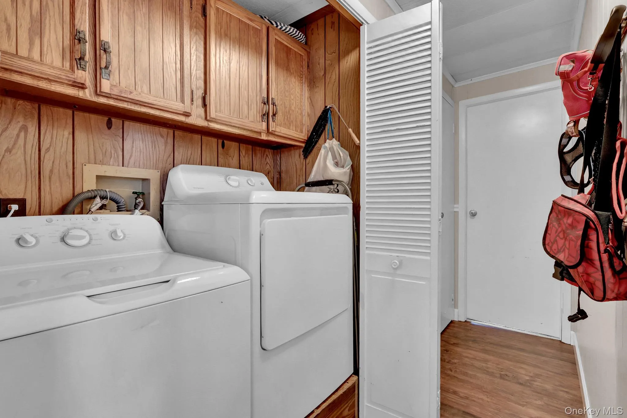 131 Village Circle West, Brookhaven, NY, 2 Bedrooms Bedrooms, 6 Rooms Rooms,2 BathroomsBathrooms,Residential,For Rent,Village Circle West,0,1001366 131 Village Circle West, Brookhaven, NY, 2 Bedrooms Bedrooms, 6 Rooms Rooms,2 BathroomsBathrooms,Residential,For Rent,Village Circle West,0,1001366