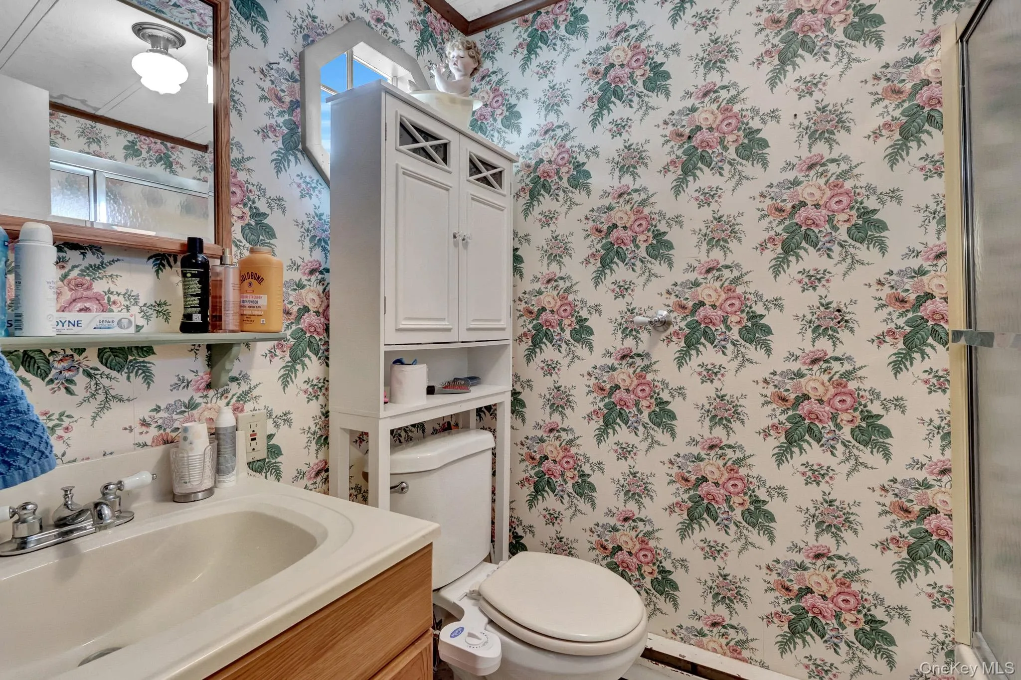 131 Village Circle West, Brookhaven, NY, 2 Bedrooms Bedrooms, 6 Rooms Rooms,2 BathroomsBathrooms,Residential,For Rent,Village Circle West,0,1001366 131 Village Circle West, Brookhaven, NY, 2 Bedrooms Bedrooms, 6 Rooms Rooms,2 BathroomsBathrooms,Residential,For Rent,Village Circle West,0,1001366