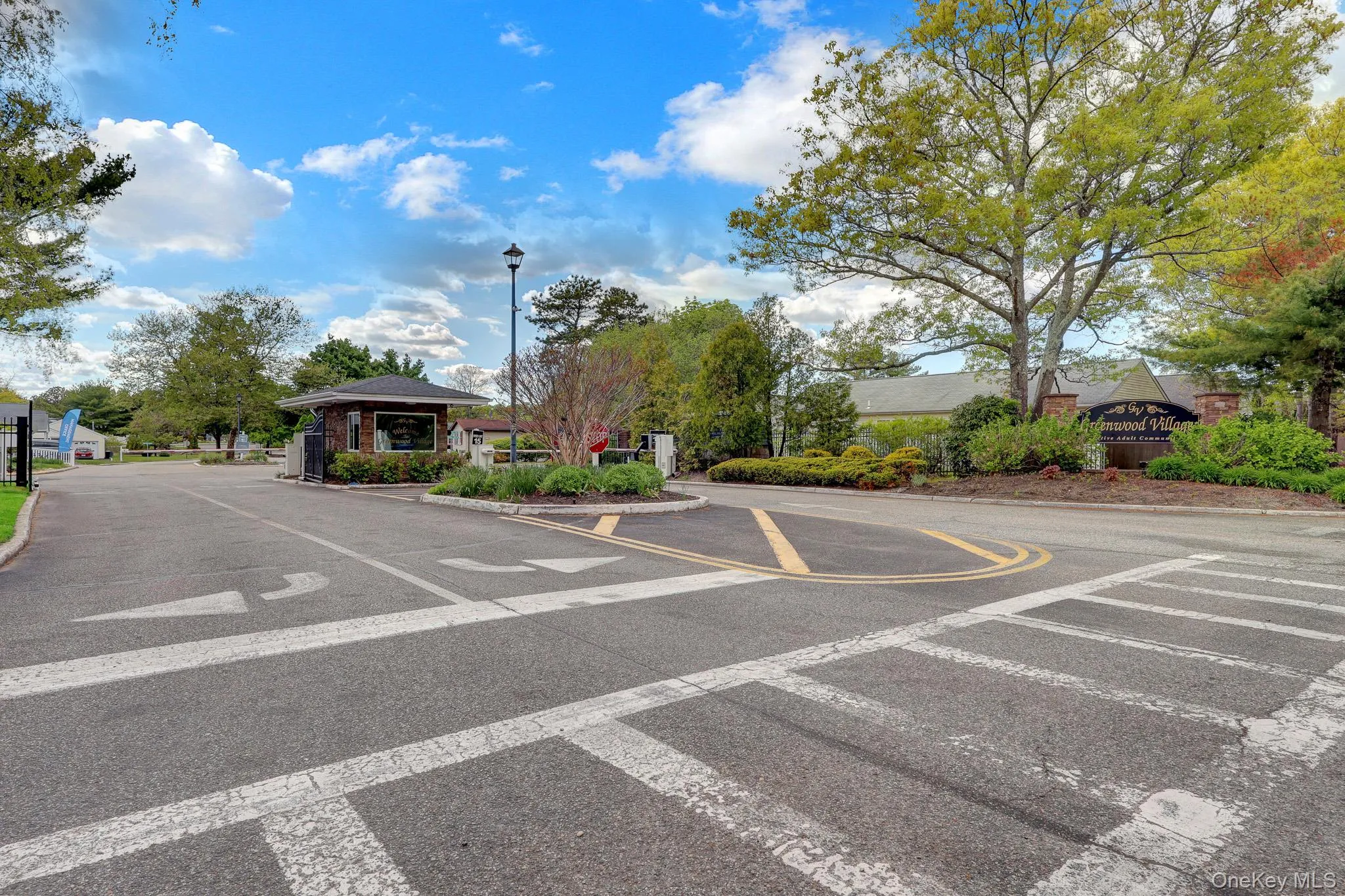 131 Village Circle West, Brookhaven, NY, 2 Bedrooms Bedrooms, 6 Rooms Rooms,2 BathroomsBathrooms,Residential,For Rent,Village Circle West,0,1001366 131 Village Circle West, Brookhaven, NY, 2 Bedrooms Bedrooms, 6 Rooms Rooms,2 BathroomsBathrooms,Residential,For Rent,Village Circle West,0,1001366