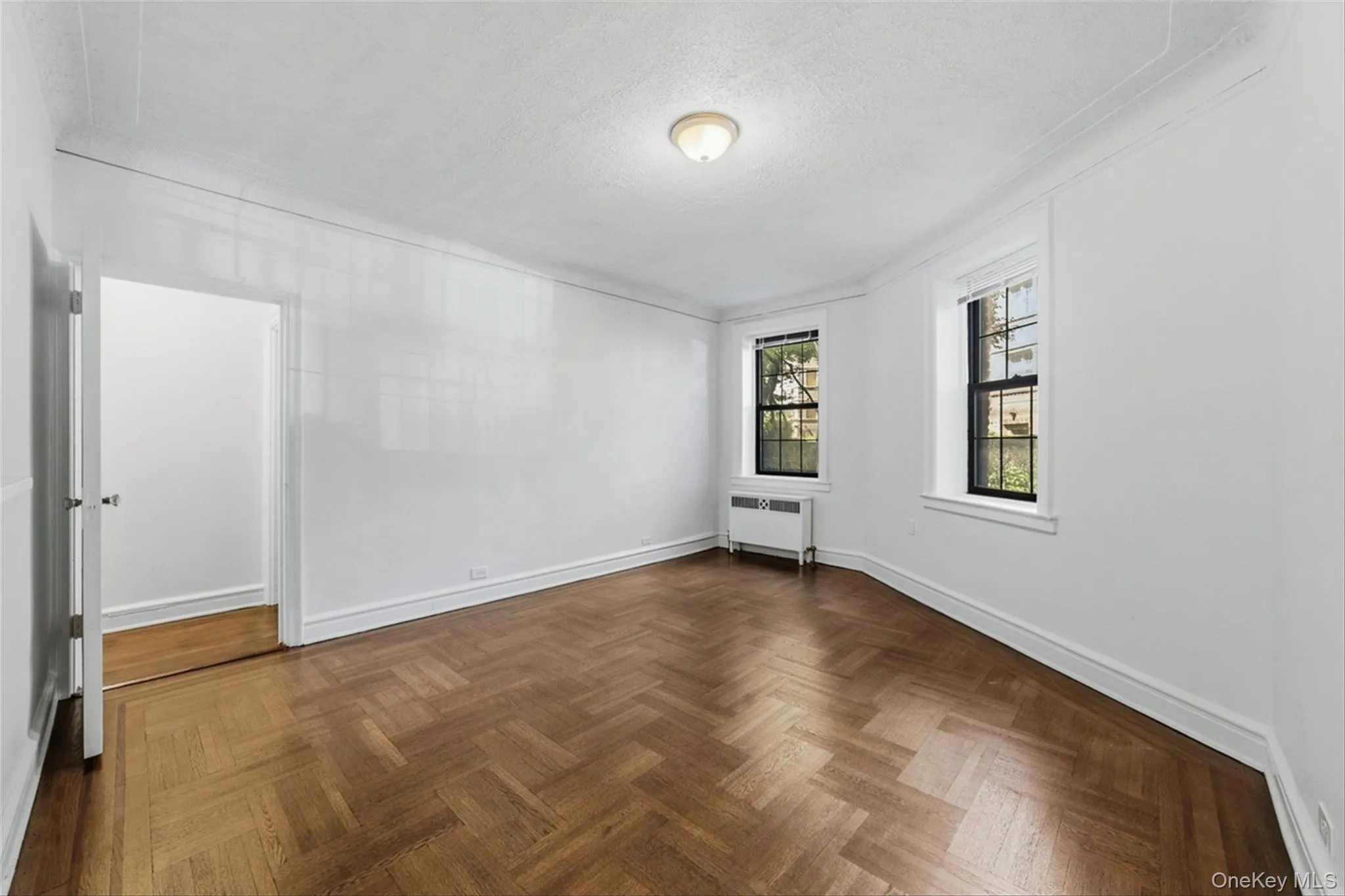14 Chatsworth Avenue, Mamaroneck, NY, 1 Bedroom Bedrooms, 3 Rooms Rooms,1 BathroomBathrooms,Residential Lease,For Rent,Chatsworth,0,1001369 14 Chatsworth Avenue, Mamaroneck, NY, 1 Bedroom Bedrooms, 3 Rooms Rooms,1 BathroomBathrooms,Residential Lease,For Rent,Chatsworth,0,1001369