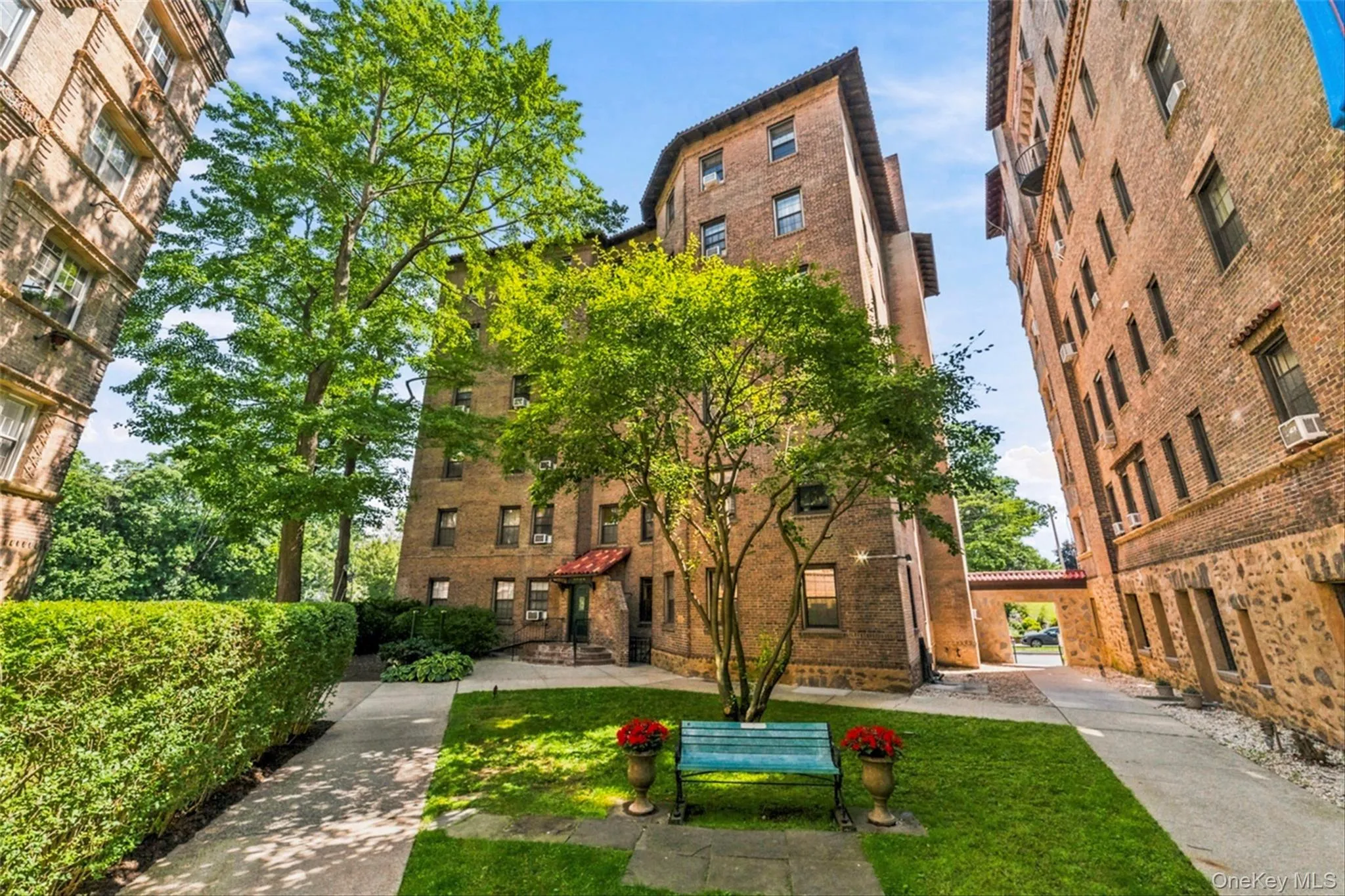 14 Chatsworth Avenue, Mamaroneck, NY, 1 Bedroom Bedrooms, 3 Rooms Rooms,1 BathroomBathrooms,Residential Lease,For Rent,Chatsworth,0,1001369 14 Chatsworth Avenue, Mamaroneck, NY, 1 Bedroom Bedrooms, 3 Rooms Rooms,1 BathroomBathrooms,Residential Lease,For Rent,Chatsworth,0,1001369