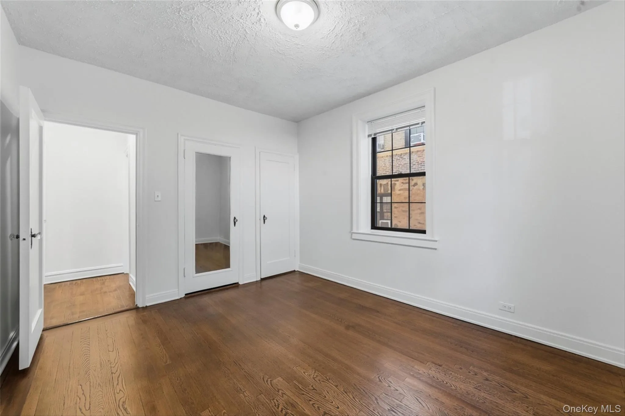 14 Chatsworth Avenue, Mamaroneck, NY, 1 Bedroom Bedrooms, 3 Rooms Rooms,1 BathroomBathrooms,Residential Lease,For Rent,Chatsworth,0,1001369 14 Chatsworth Avenue, Mamaroneck, NY, 1 Bedroom Bedrooms, 3 Rooms Rooms,1 BathroomBathrooms,Residential Lease,For Rent,Chatsworth,0,1001369