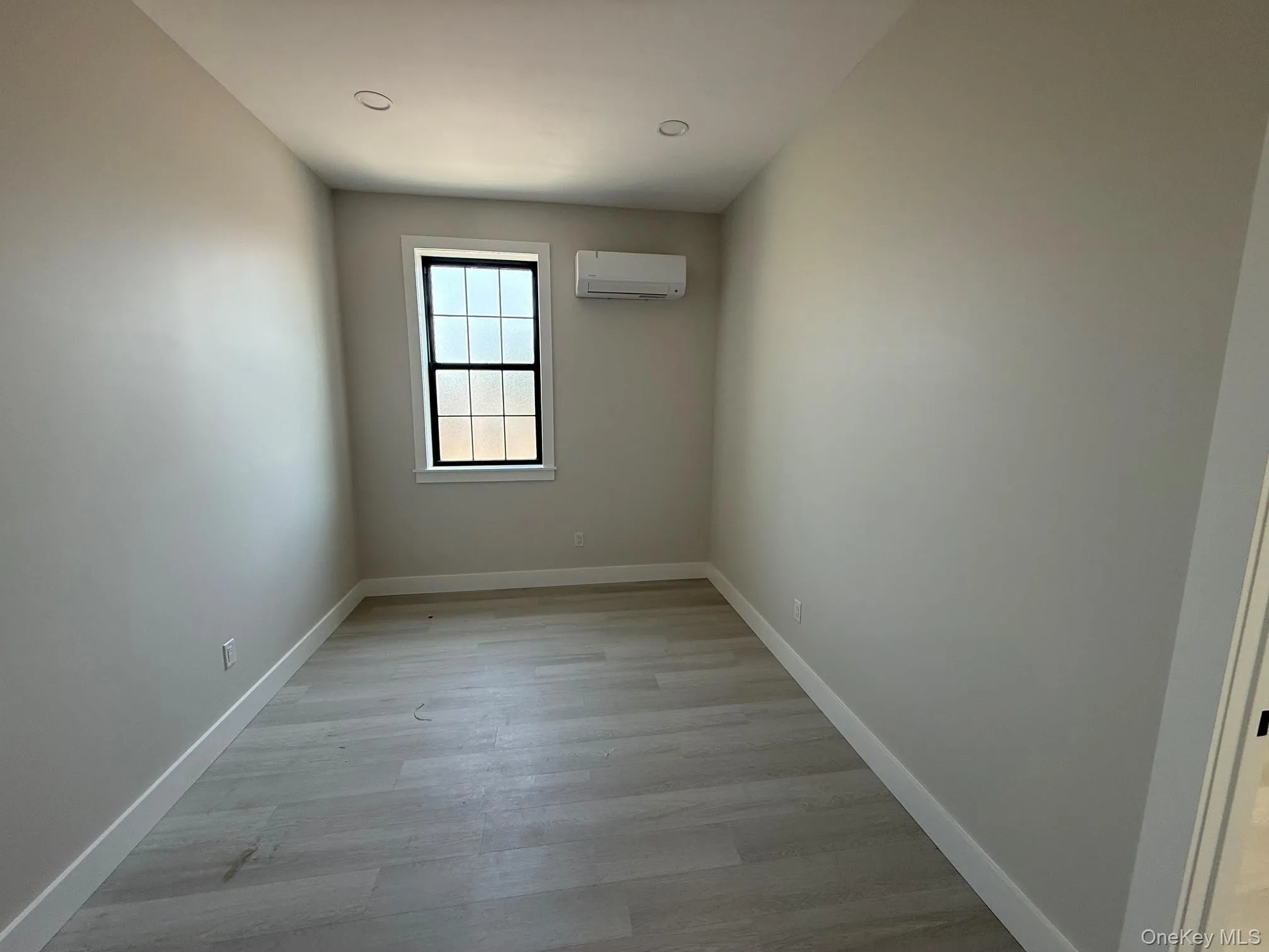 36 Lakeville Road, North Hempstead, NY, 2 Bedrooms Bedrooms, 4 Rooms Rooms,1 BathroomBathrooms,Residential Lease,For Rent,Lakeville,0,1001372 36 Lakeville Road, North Hempstead, NY, 2 Bedrooms Bedrooms, 4 Rooms Rooms,1 BathroomBathrooms,Residential Lease,For Rent,Lakeville,0,1001372