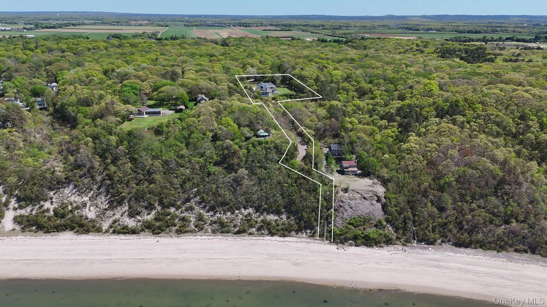 3172 Sound Avenue, Riverhead, NY, 5 Bedrooms Bedrooms, 15 Rooms Rooms,6 BathroomsBathrooms,Residential,For Rent,Sound,0,1001373 3172 Sound Avenue, Riverhead, NY, 5 Bedrooms Bedrooms, 15 Rooms Rooms,6 BathroomsBathrooms,Residential,For Rent,Sound,0,1001373