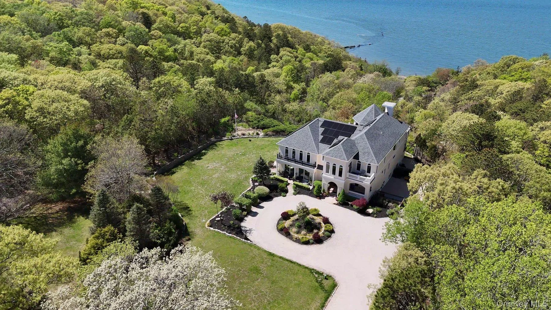 3172 Sound Avenue, Riverhead, NY, 5 Bedrooms Bedrooms, 15 Rooms Rooms,6 BathroomsBathrooms,Residential,For Rent,Sound,0,1001373 3172 Sound Avenue, Riverhead, NY, 5 Bedrooms Bedrooms, 15 Rooms Rooms,6 BathroomsBathrooms,Residential,For Rent,Sound,0,1001373
