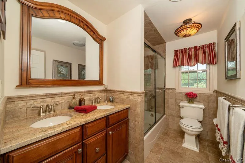40 Hanson Lane, New Rochelle, NY, 5 Bedrooms Bedrooms, 10 Rooms Rooms,3 BathroomsBathrooms,Residential,For Rent,Hanson,0,1001374 40 Hanson Lane, New Rochelle, NY, 5 Bedrooms Bedrooms, 10 Rooms Rooms,3 BathroomsBathrooms,Residential,For Rent,Hanson,0,1001374