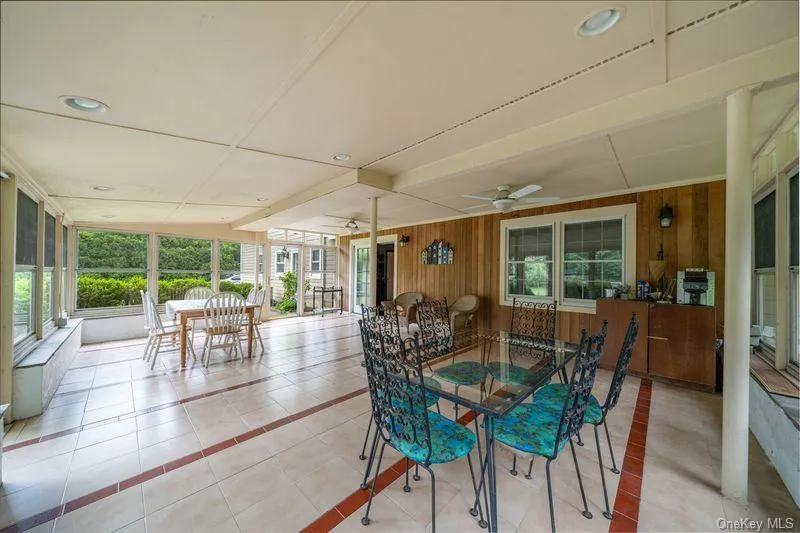 40 Hanson Lane, New Rochelle, NY, 5 Bedrooms Bedrooms, 10 Rooms Rooms,3 BathroomsBathrooms,Residential,For Rent,Hanson,0,1001374 40 Hanson Lane, New Rochelle, NY, 5 Bedrooms Bedrooms, 10 Rooms Rooms,3 BathroomsBathrooms,Residential,For Rent,Hanson,0,1001374