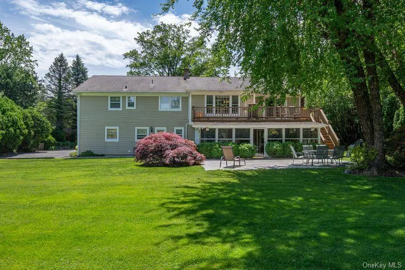 40 Hanson Lane, New Rochelle, NY, 5 Bedrooms Bedrooms, 10 Rooms Rooms,3 BathroomsBathrooms,Residential,For Rent,Hanson,0,1001374 40 Hanson Lane, New Rochelle, NY, 5 Bedrooms Bedrooms, 10 Rooms Rooms,3 BathroomsBathrooms,Residential,For Rent,Hanson,0,1001374