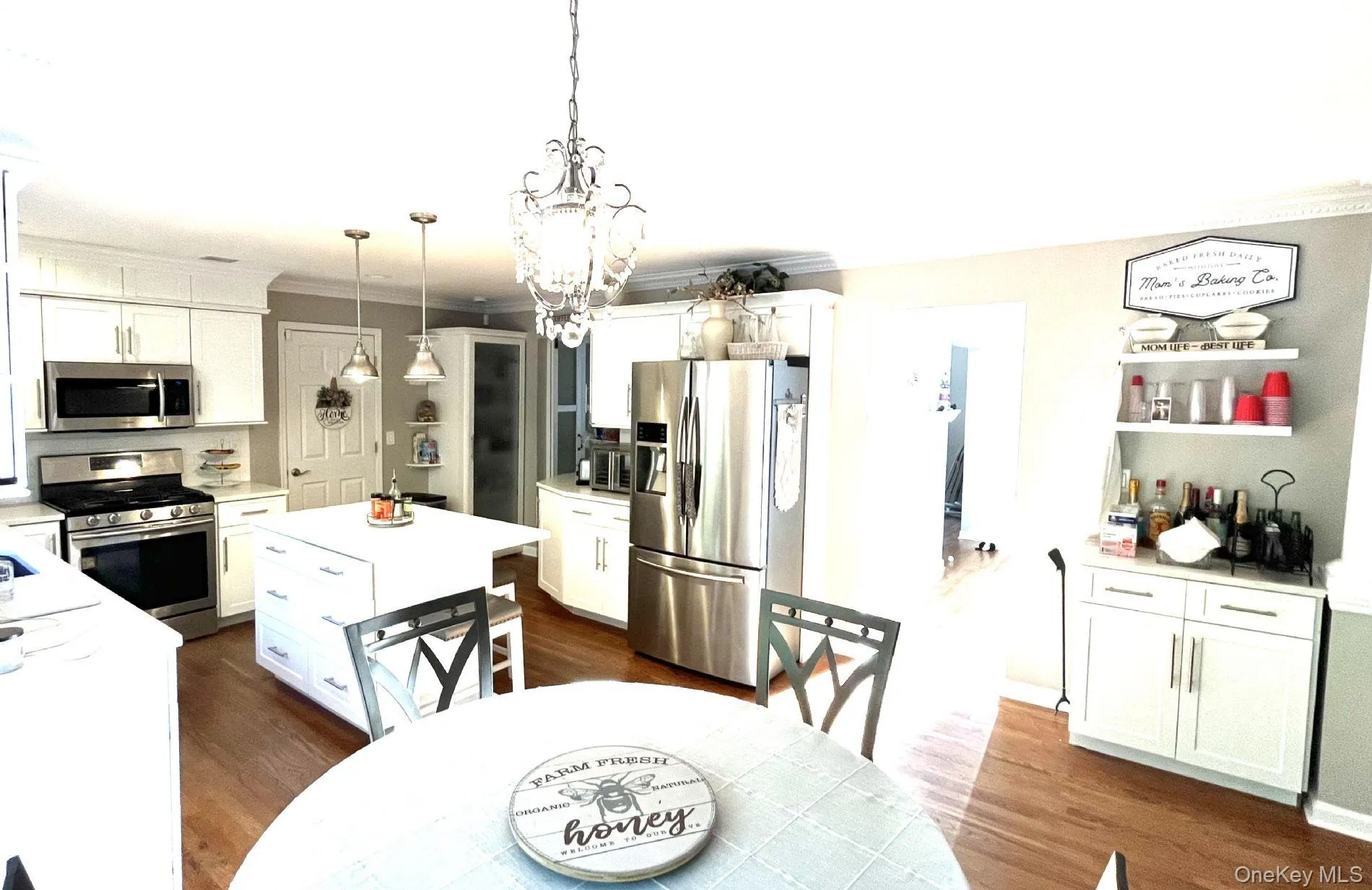 15 Silas Woods Road, Brookhaven, NY, 5 Bedrooms Bedrooms, 10 Rooms Rooms,3 BathroomsBathrooms,Residential,For Rent,Silas Woods,0,1001375 15 Silas Woods Road, Brookhaven, NY, 5 Bedrooms Bedrooms, 10 Rooms Rooms,3 BathroomsBathrooms,Residential,For Rent,Silas Woods,0,1001375