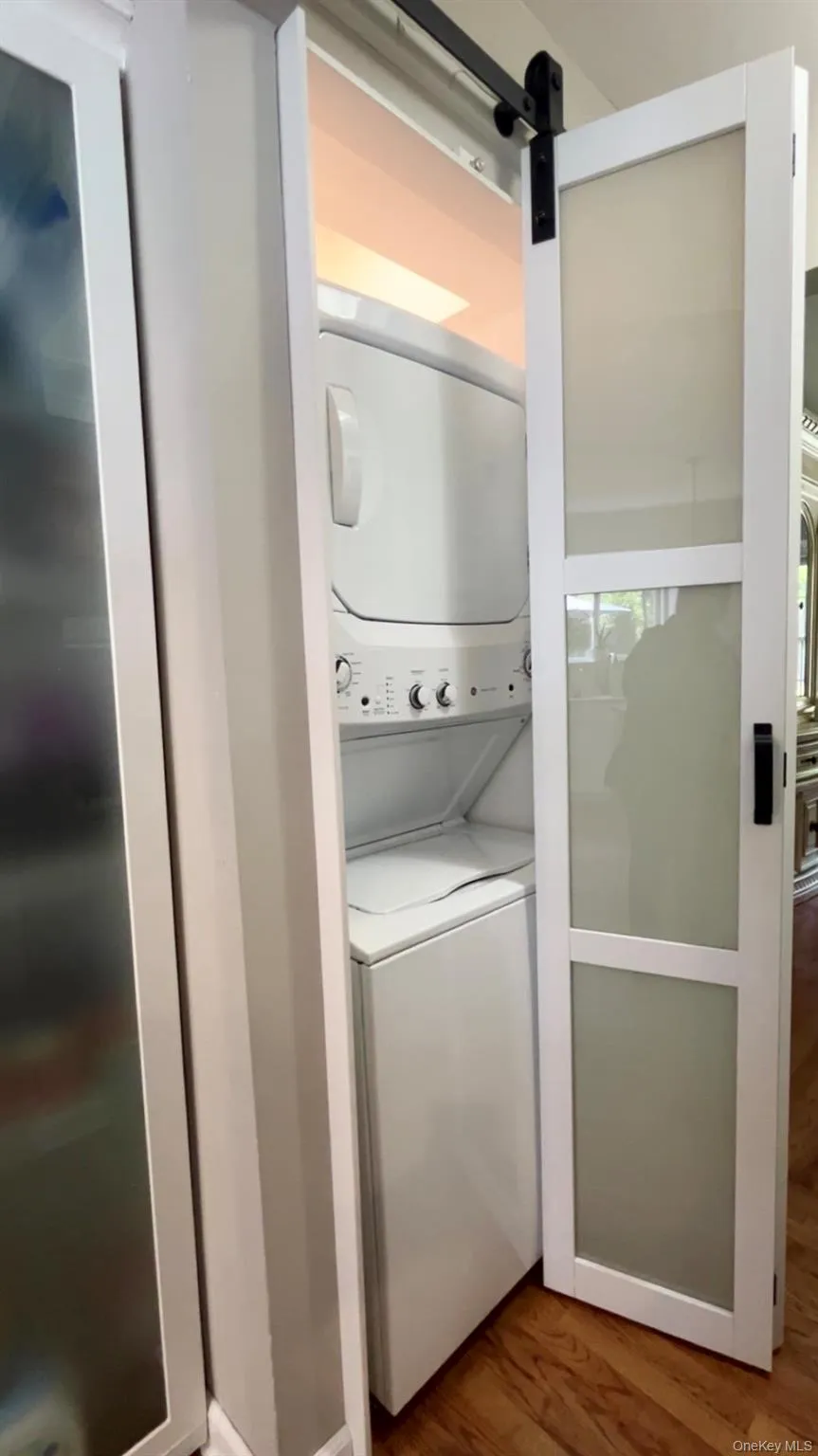 15 Silas Woods Road, Brookhaven, NY, 5 Bedrooms Bedrooms, 10 Rooms Rooms,3 BathroomsBathrooms,Residential,For Rent,Silas Woods,0,1001375 15 Silas Woods Road, Brookhaven, NY, 5 Bedrooms Bedrooms, 10 Rooms Rooms,3 BathroomsBathrooms,Residential,For Rent,Silas Woods,0,1001375