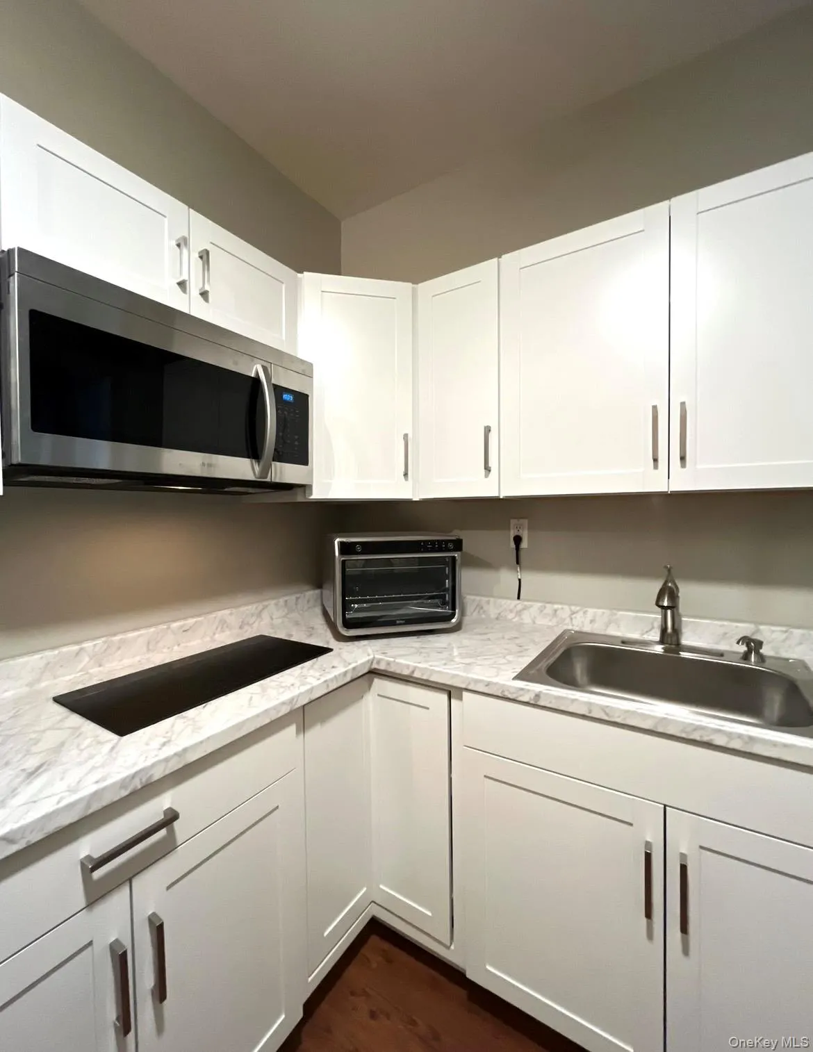 15 Silas Woods Road, Brookhaven, NY, 5 Bedrooms Bedrooms, 10 Rooms Rooms,3 BathroomsBathrooms,Residential,For Rent,Silas Woods,0,1001375 15 Silas Woods Road, Brookhaven, NY, 5 Bedrooms Bedrooms, 10 Rooms Rooms,3 BathroomsBathrooms,Residential,For Rent,Silas Woods,0,1001375