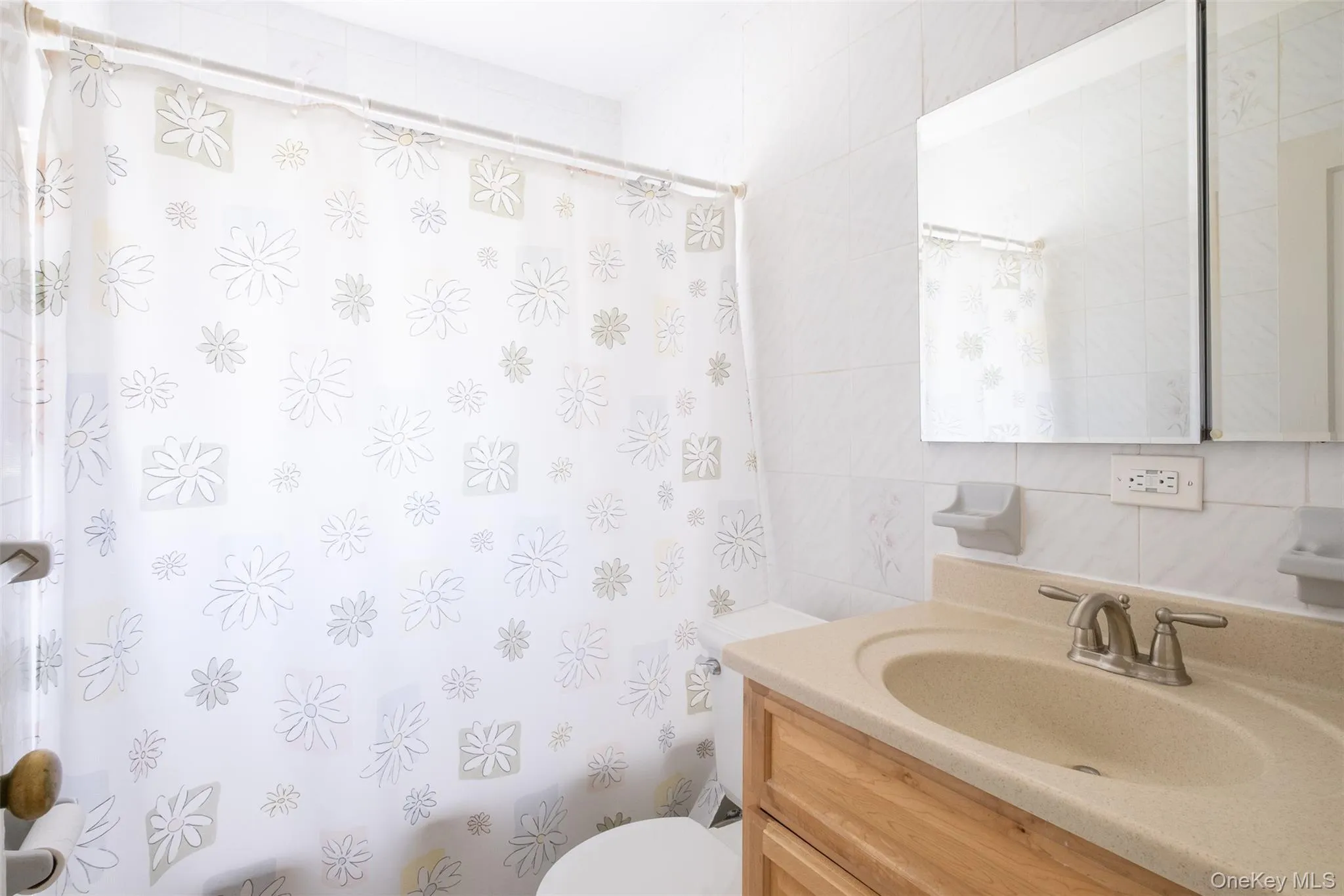 Full bath located on first floor Full bath located on first floor