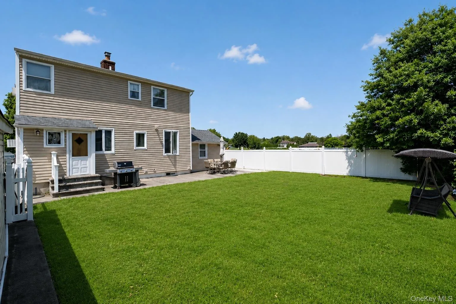 56 Dail Street, North Hempstead, NY, 5 Bedrooms Bedrooms, 10 Rooms Rooms,2 BathroomsBathrooms,Residential,For Rent,Dail,0,1001377 56 Dail Street, North Hempstead, NY, 5 Bedrooms Bedrooms, 10 Rooms Rooms,2 BathroomsBathrooms,Residential,For Rent,Dail,0,1001377