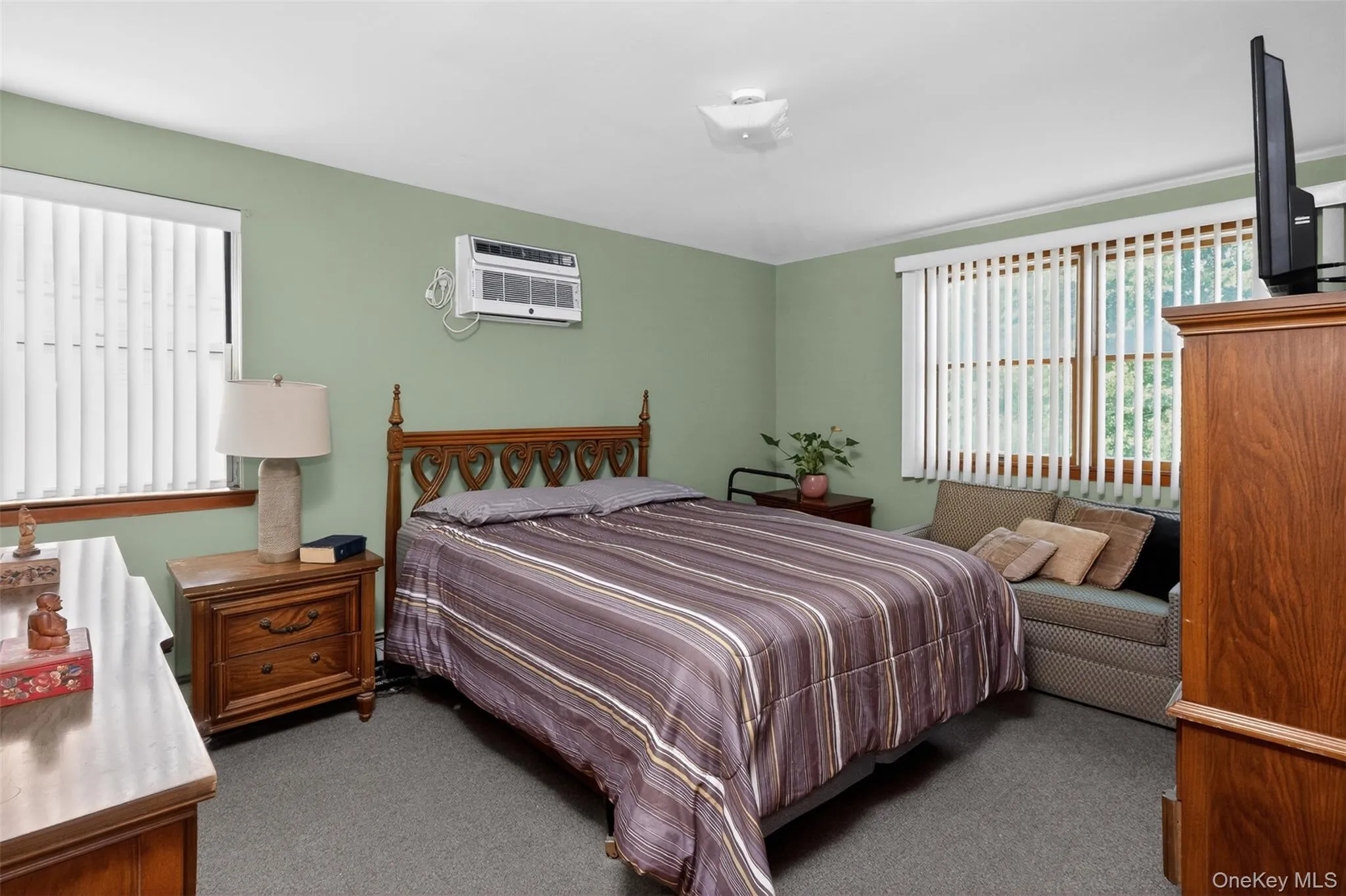56 Dail Street, North Hempstead, NY, 5 Bedrooms Bedrooms, 10 Rooms Rooms,2 BathroomsBathrooms,Residential,For Rent,Dail,0,1001377 56 Dail Street, North Hempstead, NY, 5 Bedrooms Bedrooms, 10 Rooms Rooms,2 BathroomsBathrooms,Residential,For Rent,Dail,0,1001377