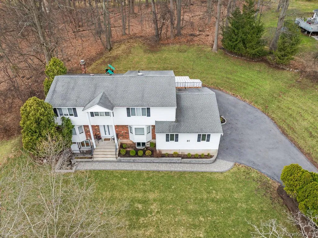 20 Algonquin Circle, Ramapo, NY, 7 Bedrooms Bedrooms, 18 Rooms Rooms,3 BathroomsBathrooms,Residential Sale,For Rent,Algonquin,0,1001379 20 Algonquin Circle, Ramapo, NY, 7 Bedrooms Bedrooms, 18 Rooms Rooms,3 BathroomsBathrooms,Residential Sale,For Rent,Algonquin,0,1001379