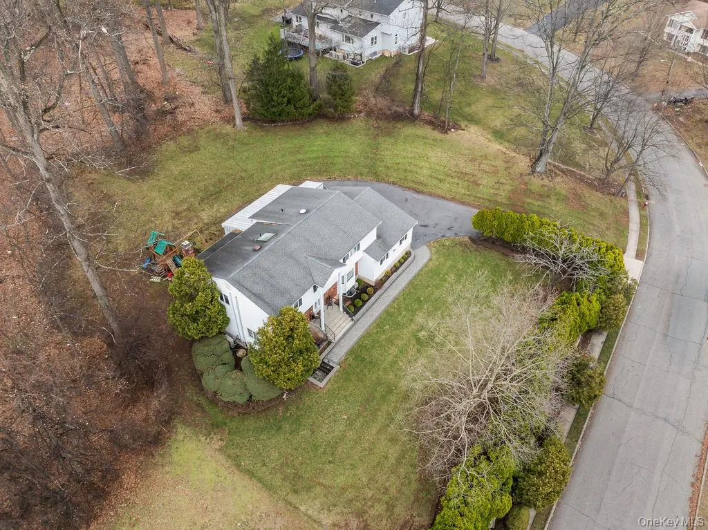20 Algonquin Circle, Ramapo, NY, 7 Bedrooms Bedrooms, 18 Rooms Rooms,3 BathroomsBathrooms,Residential Sale,For Rent,Algonquin,0,1001379 20 Algonquin Circle, Ramapo, NY, 7 Bedrooms Bedrooms, 18 Rooms Rooms,3 BathroomsBathrooms,Residential Sale,For Rent,Algonquin,0,1001379