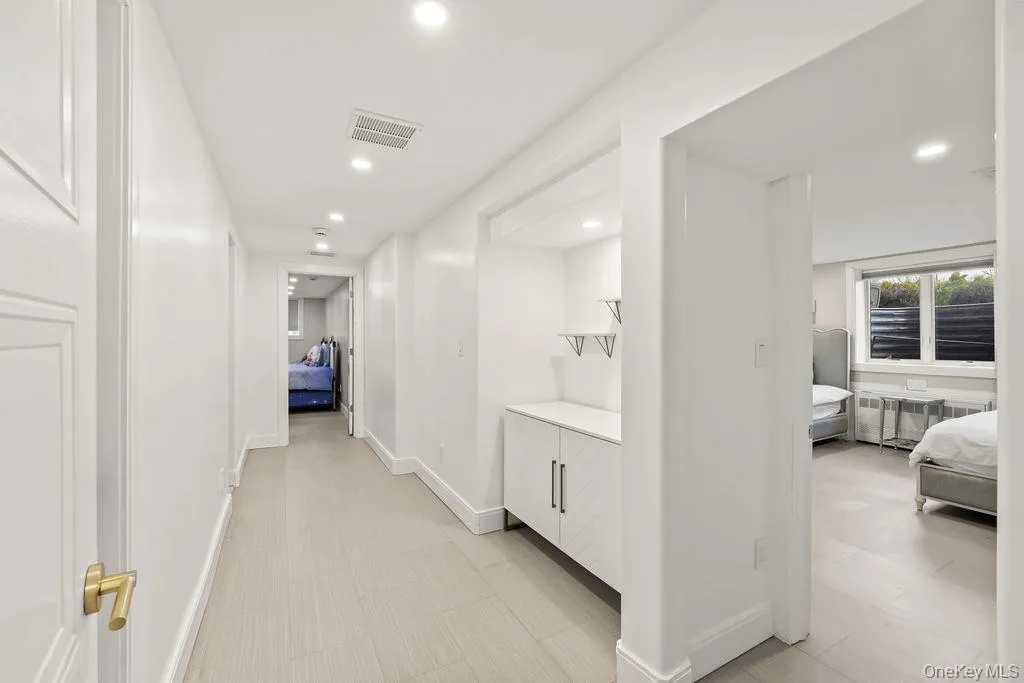 20 Algonquin Circle, Ramapo, NY, 7 Bedrooms Bedrooms, 18 Rooms Rooms,3 BathroomsBathrooms,Residential Sale,For Rent,Algonquin,0,1001379 20 Algonquin Circle, Ramapo, NY, 7 Bedrooms Bedrooms, 18 Rooms Rooms,3 BathroomsBathrooms,Residential Sale,For Rent,Algonquin,0,1001379