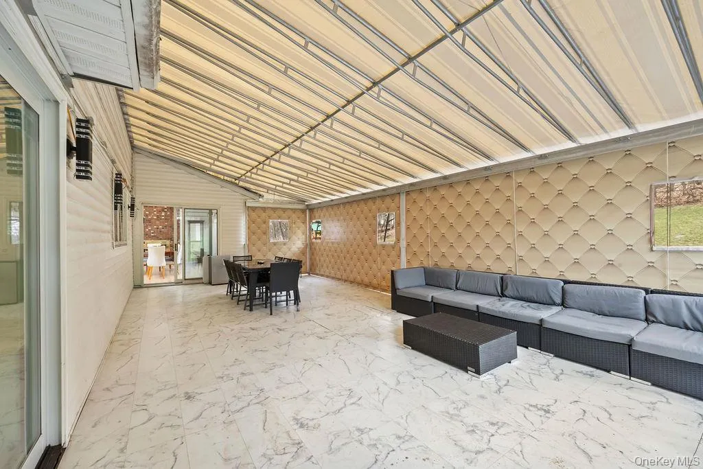 20 Algonquin Circle, Ramapo, NY, 7 Bedrooms Bedrooms, 18 Rooms Rooms,3 BathroomsBathrooms,Residential Sale,For Rent,Algonquin,0,1001379 20 Algonquin Circle, Ramapo, NY, 7 Bedrooms Bedrooms, 18 Rooms Rooms,3 BathroomsBathrooms,Residential Sale,For Rent,Algonquin,0,1001379