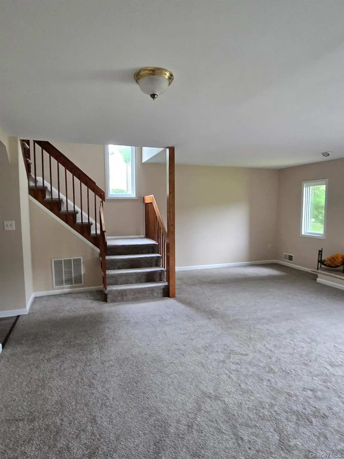 256 Heritage Lane, Chester Town, NY, 3 Bedrooms Bedrooms, 6 Rooms Rooms,2 BathroomsBathrooms,Residential Lease,For Rent,Heritage,0,1001393 256 Heritage Lane, Chester Town, NY, 3 Bedrooms Bedrooms, 6 Rooms Rooms,2 BathroomsBathrooms,Residential Lease,For Rent,Heritage,0,1001393