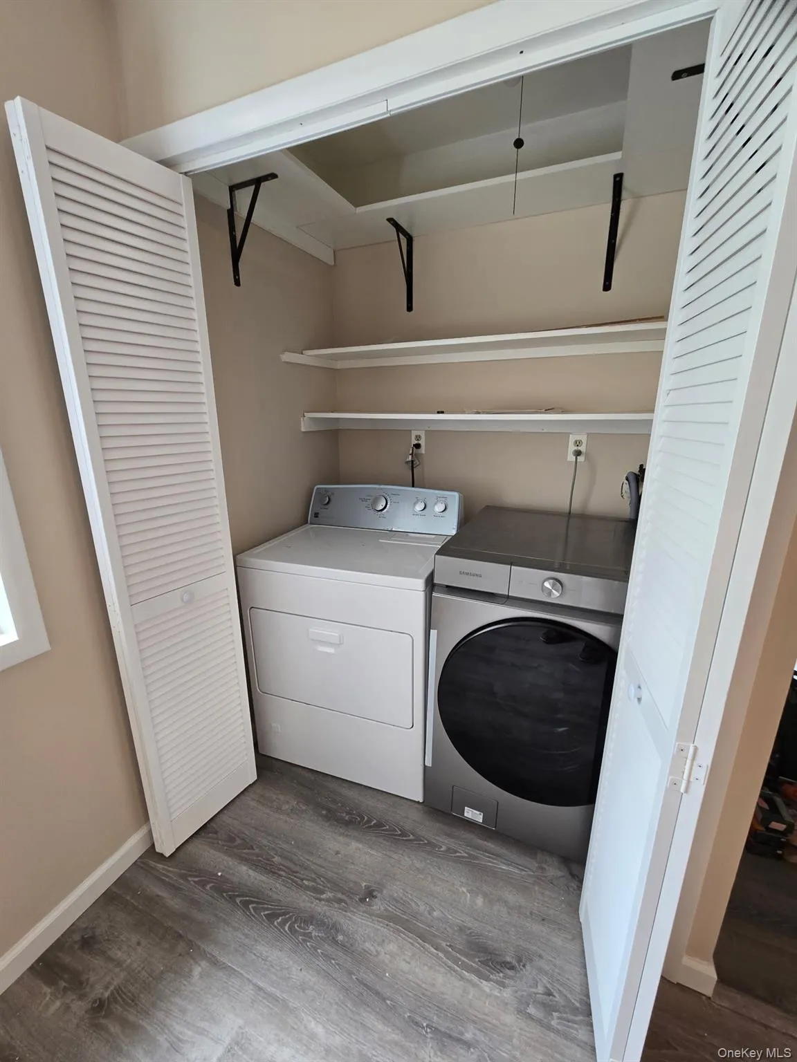 256 Heritage Lane, Chester Town, NY, 3 Bedrooms Bedrooms, 6 Rooms Rooms,2 BathroomsBathrooms,Residential Lease,For Rent,Heritage,0,1001393 256 Heritage Lane, Chester Town, NY, 3 Bedrooms Bedrooms, 6 Rooms Rooms,2 BathroomsBathrooms,Residential Lease,For Rent,Heritage,0,1001393