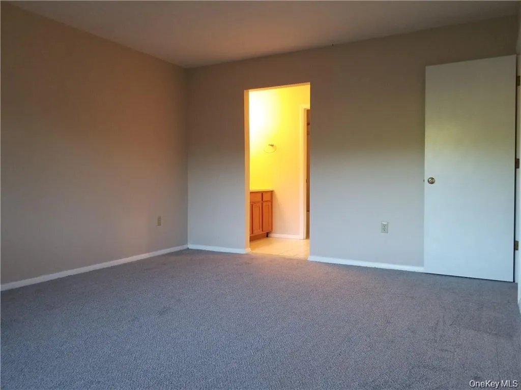 256 Heritage Lane, Chester Town, NY, 3 Bedrooms Bedrooms, 6 Rooms Rooms,2 BathroomsBathrooms,Residential Lease,For Rent,Heritage,0,1001393 256 Heritage Lane, Chester Town, NY, 3 Bedrooms Bedrooms, 6 Rooms Rooms,2 BathroomsBathrooms,Residential Lease,For Rent,Heritage,0,1001393