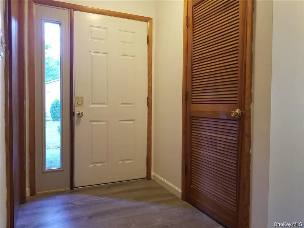 256 Heritage Lane, Chester Town, NY, 3 Bedrooms Bedrooms, 6 Rooms Rooms,2 BathroomsBathrooms,Residential Lease,For Rent,Heritage,0,1001393 256 Heritage Lane, Chester Town, NY, 3 Bedrooms Bedrooms, 6 Rooms Rooms,2 BathroomsBathrooms,Residential Lease,For Rent,Heritage,0,1001393