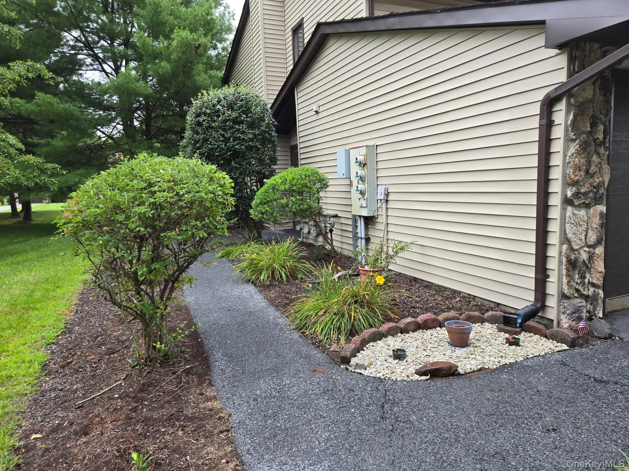 256 Heritage Lane, Chester Town, NY, 3 Bedrooms Bedrooms, 6 Rooms Rooms,2 BathroomsBathrooms,Residential Lease,For Rent,Heritage,0,1001393 256 Heritage Lane, Chester Town, NY, 3 Bedrooms Bedrooms, 6 Rooms Rooms,2 BathroomsBathrooms,Residential Lease,For Rent,Heritage,0,1001393