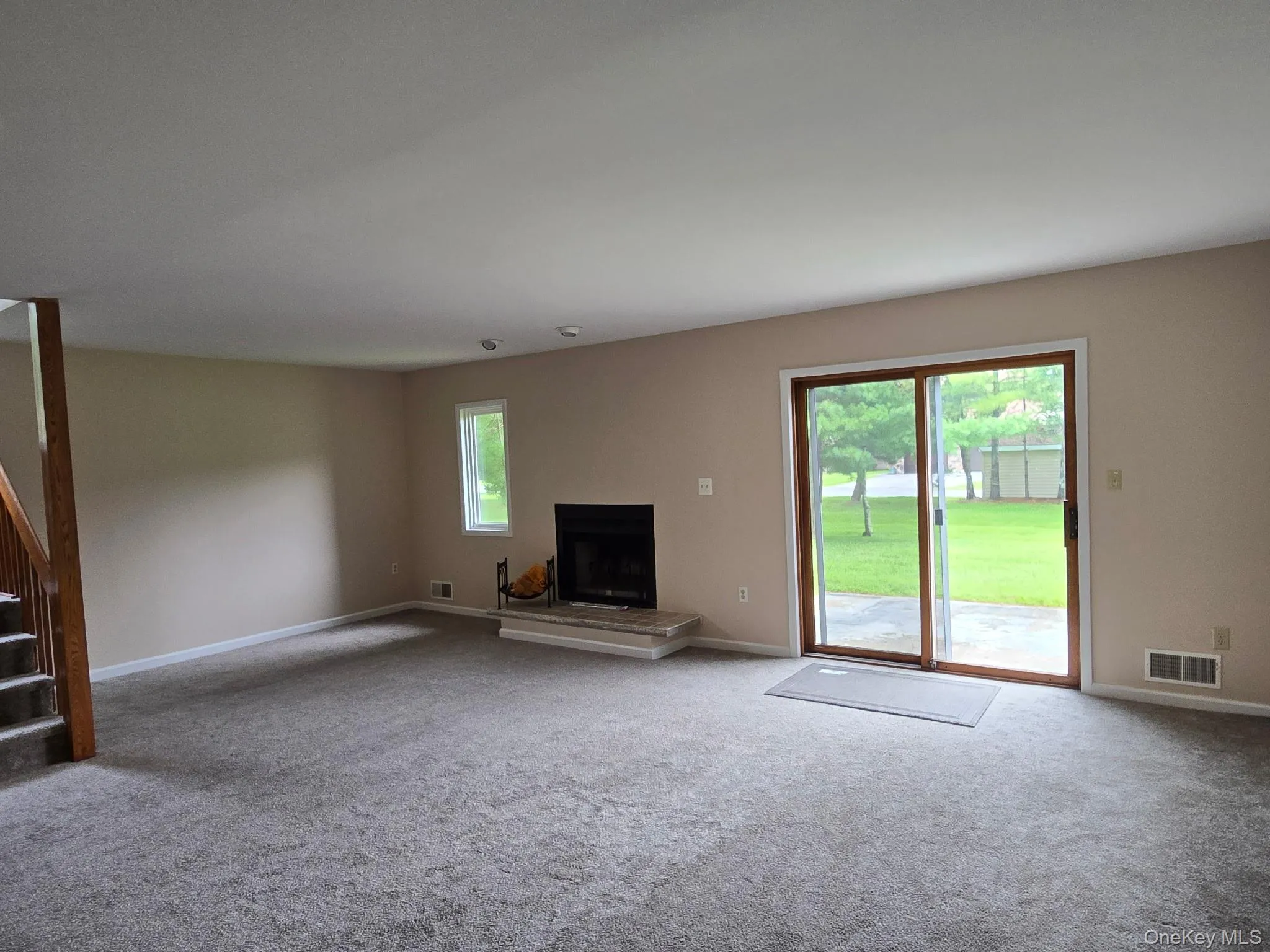 256 Heritage Lane, Chester Town, NY, 3 Bedrooms Bedrooms, 6 Rooms Rooms,2 BathroomsBathrooms,Residential Lease,For Rent,Heritage,0,1001393 256 Heritage Lane, Chester Town, NY, 3 Bedrooms Bedrooms, 6 Rooms Rooms,2 BathroomsBathrooms,Residential Lease,For Rent,Heritage,0,1001393