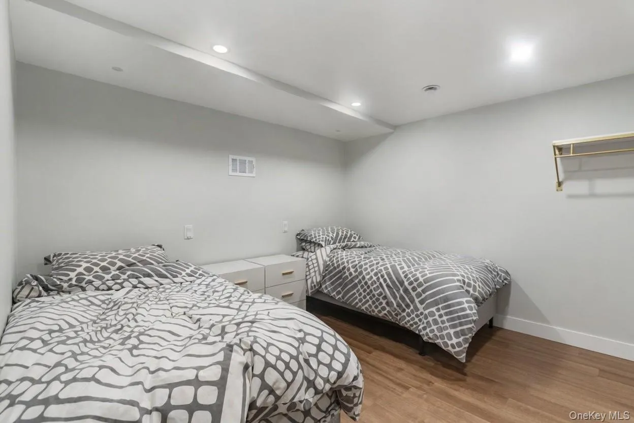 3 Westview Road, Ramapo, NY, 4 Bedrooms Bedrooms, 9 Rooms Rooms,3 BathroomsBathrooms,Residential,For Rent,Westview,0,1001394 3 Westview Road, Ramapo, NY, 4 Bedrooms Bedrooms, 9 Rooms Rooms,3 BathroomsBathrooms,Residential,For Rent,Westview,0,1001394