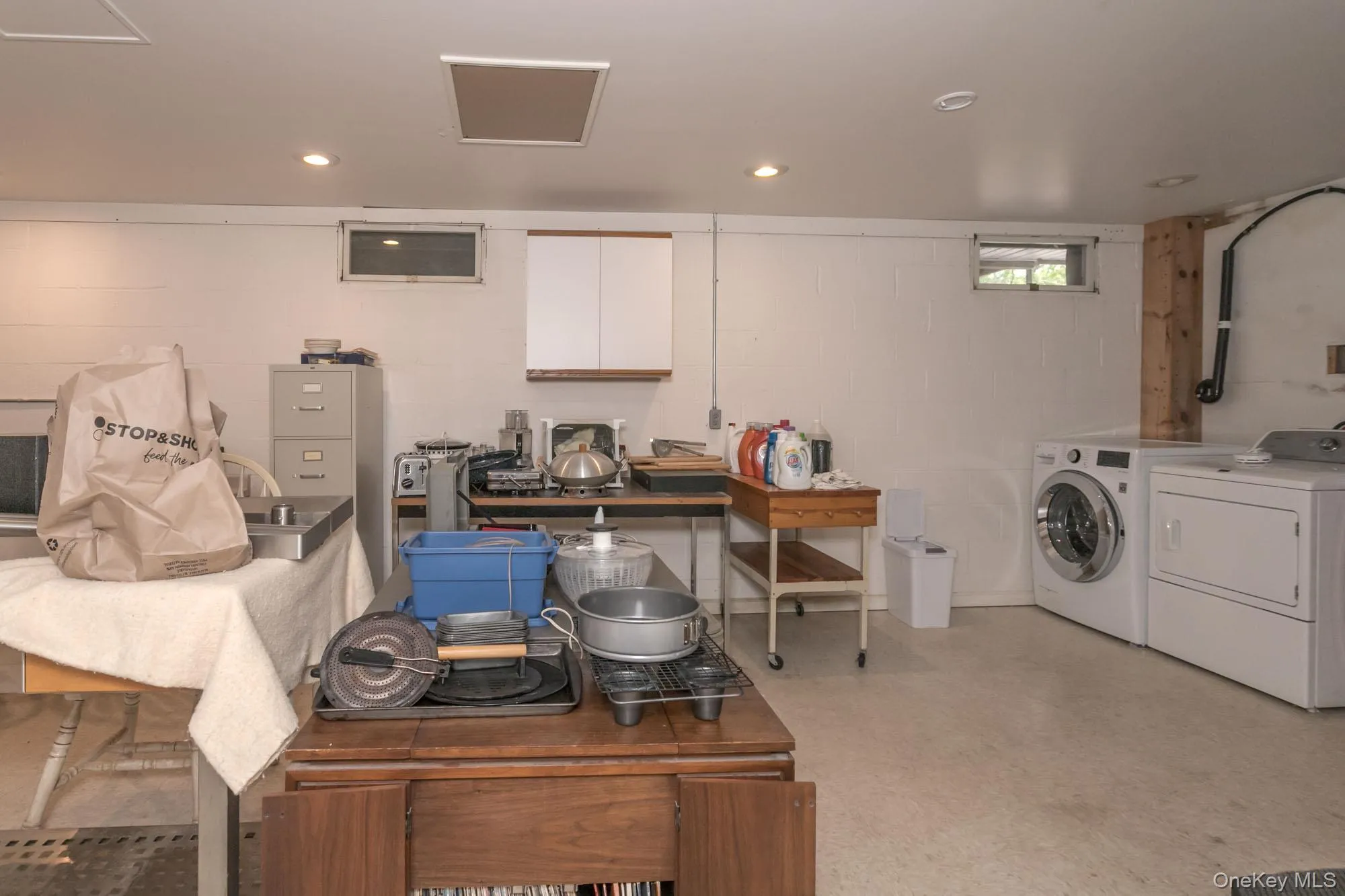 18 Southside Drive, Chester Town, NY, 4 Bedrooms Bedrooms, 10 Rooms Rooms,3 BathroomsBathrooms,Residential Sale,For Rent,Southside,0,1001395 18 Southside Drive, Chester Town, NY, 4 Bedrooms Bedrooms, 10 Rooms Rooms,3 BathroomsBathrooms,Residential Sale,For Rent,Southside,0,1001395
