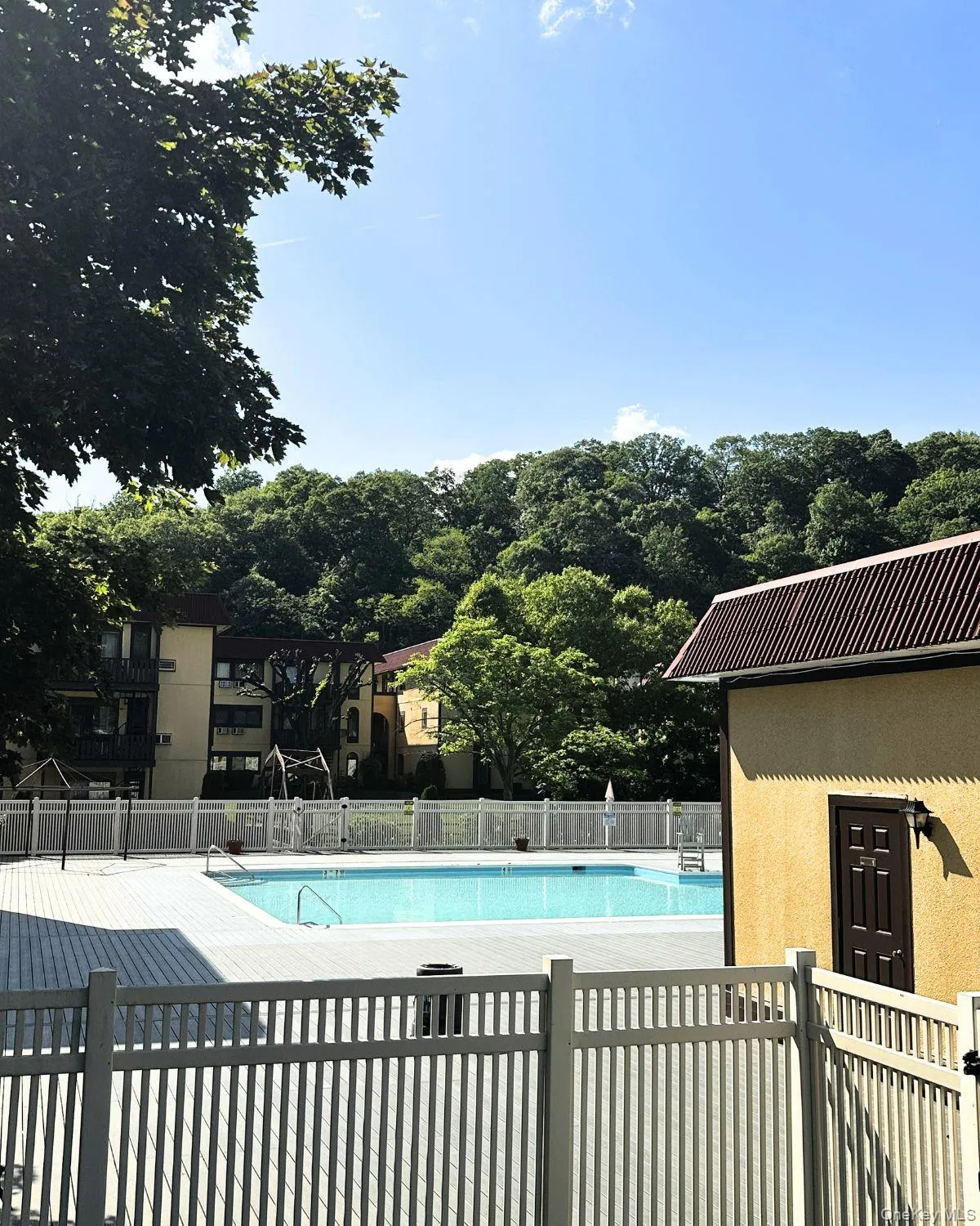 13 Granada Crescent, White Plains, NY, 2 Bedrooms Bedrooms, 5 Rooms Rooms,2 BathroomsBathrooms,Residential Lease,For Rent,Granada,0,1001398 13 Granada Crescent, White Plains, NY, 2 Bedrooms Bedrooms, 5 Rooms Rooms,2 BathroomsBathrooms,Residential Lease,For Rent,Granada,0,1001398