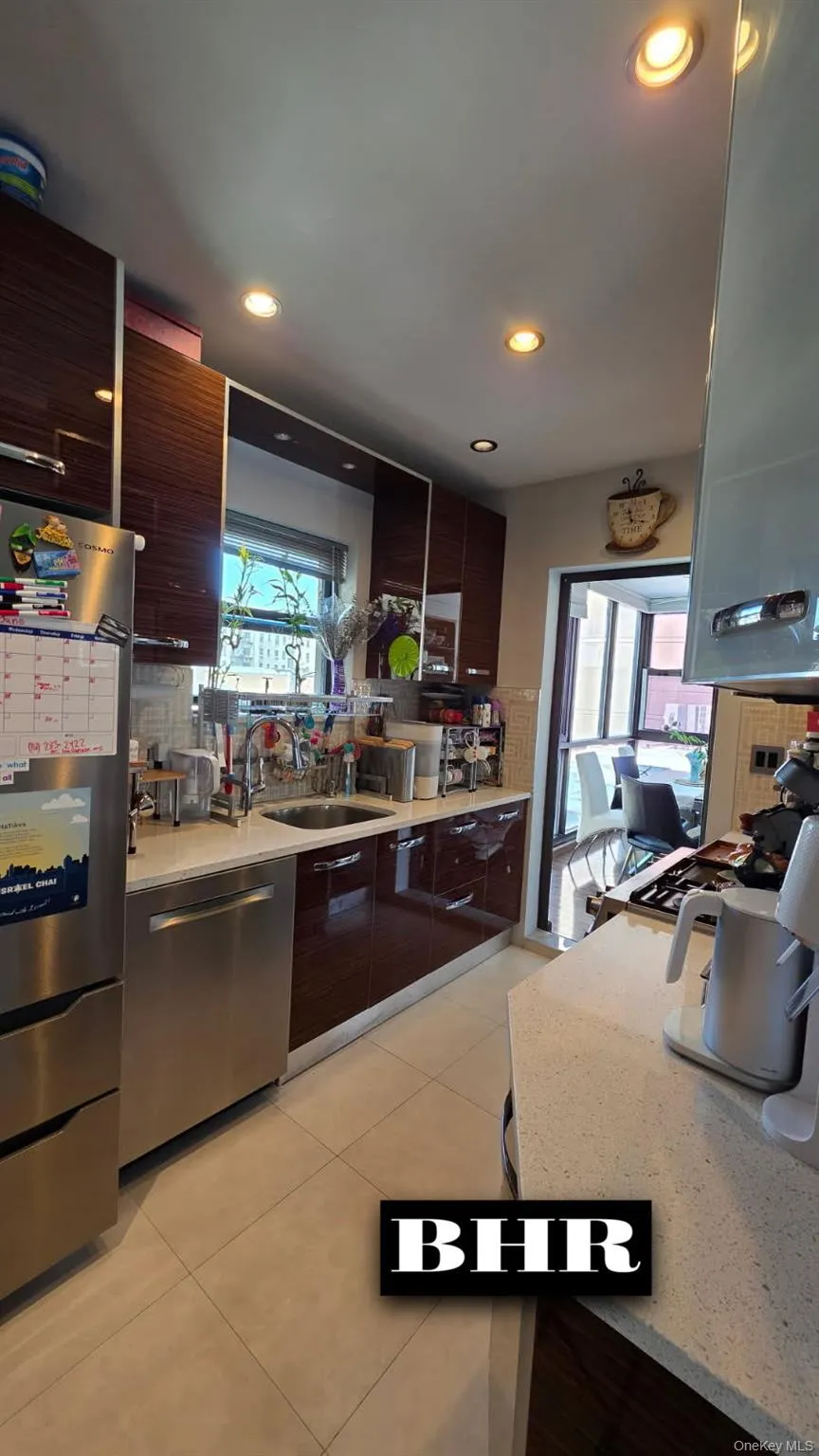 134 End Avenue, New York, NY, 2 Bedrooms Bedrooms, 5 Rooms Rooms,2 BathroomsBathrooms,Residential Sale,For Rent,End,0,1001403 134 End Avenue, New York, NY, 2 Bedrooms Bedrooms, 5 Rooms Rooms,2 BathroomsBathrooms,Residential Sale,For Rent,End,0,1001403