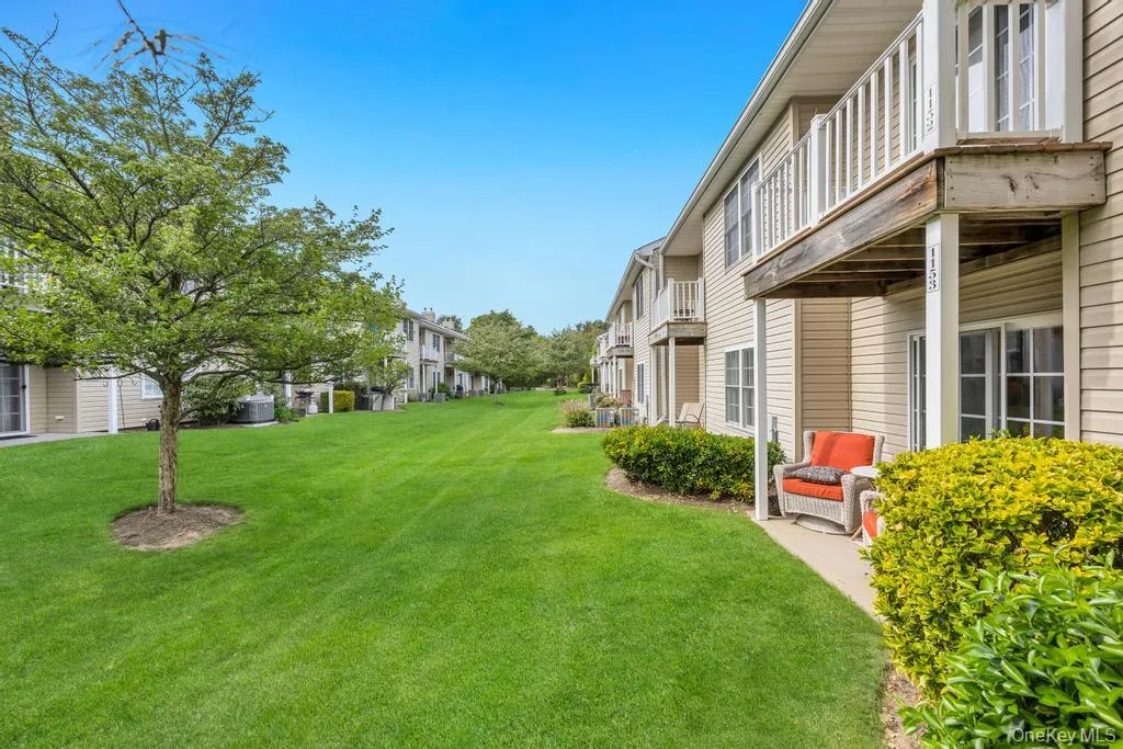 1153 Savoy Drive, Huntington, NY, 2 Bedrooms Bedrooms, 6 Rooms Rooms,2 BathroomsBathrooms,Residential,For Rent,Savoy,0,1001407 1153 Savoy Drive, Huntington, NY, 2 Bedrooms Bedrooms, 6 Rooms Rooms,2 BathroomsBathrooms,Residential,For Rent,Savoy,0,1001407