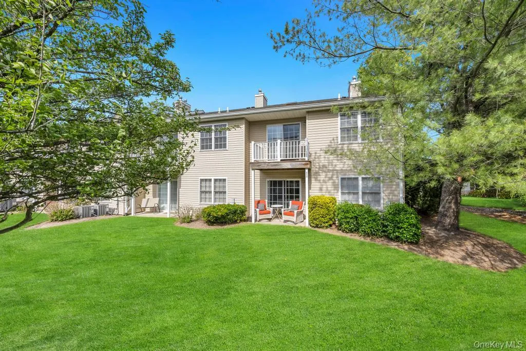 1153 Savoy Drive, Huntington, NY, 2 Bedrooms Bedrooms, 6 Rooms Rooms,2 BathroomsBathrooms,Residential,For Rent,Savoy,0,1001407 1153 Savoy Drive, Huntington, NY, 2 Bedrooms Bedrooms, 6 Rooms Rooms,2 BathroomsBathrooms,Residential,For Rent,Savoy,0,1001407