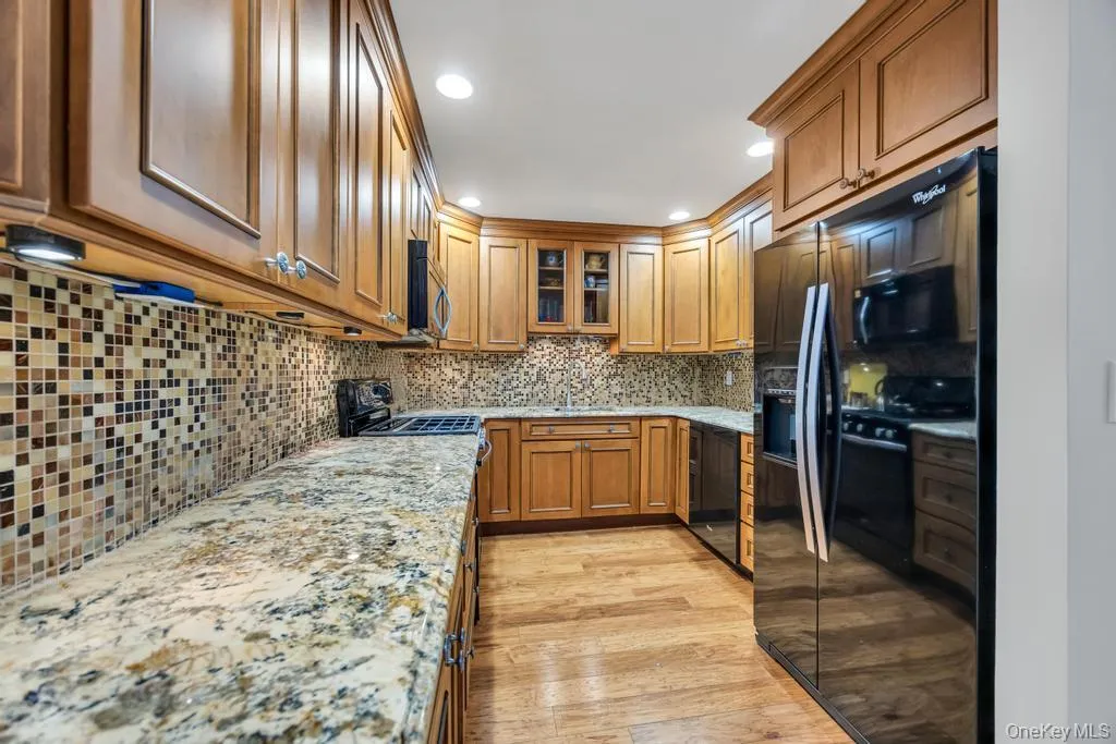 1153 Savoy Drive, Huntington, NY, 2 Bedrooms Bedrooms, 6 Rooms Rooms,2 BathroomsBathrooms,Residential,For Rent,Savoy,0,1001407 1153 Savoy Drive, Huntington, NY, 2 Bedrooms Bedrooms, 6 Rooms Rooms,2 BathroomsBathrooms,Residential,For Rent,Savoy,0,1001407