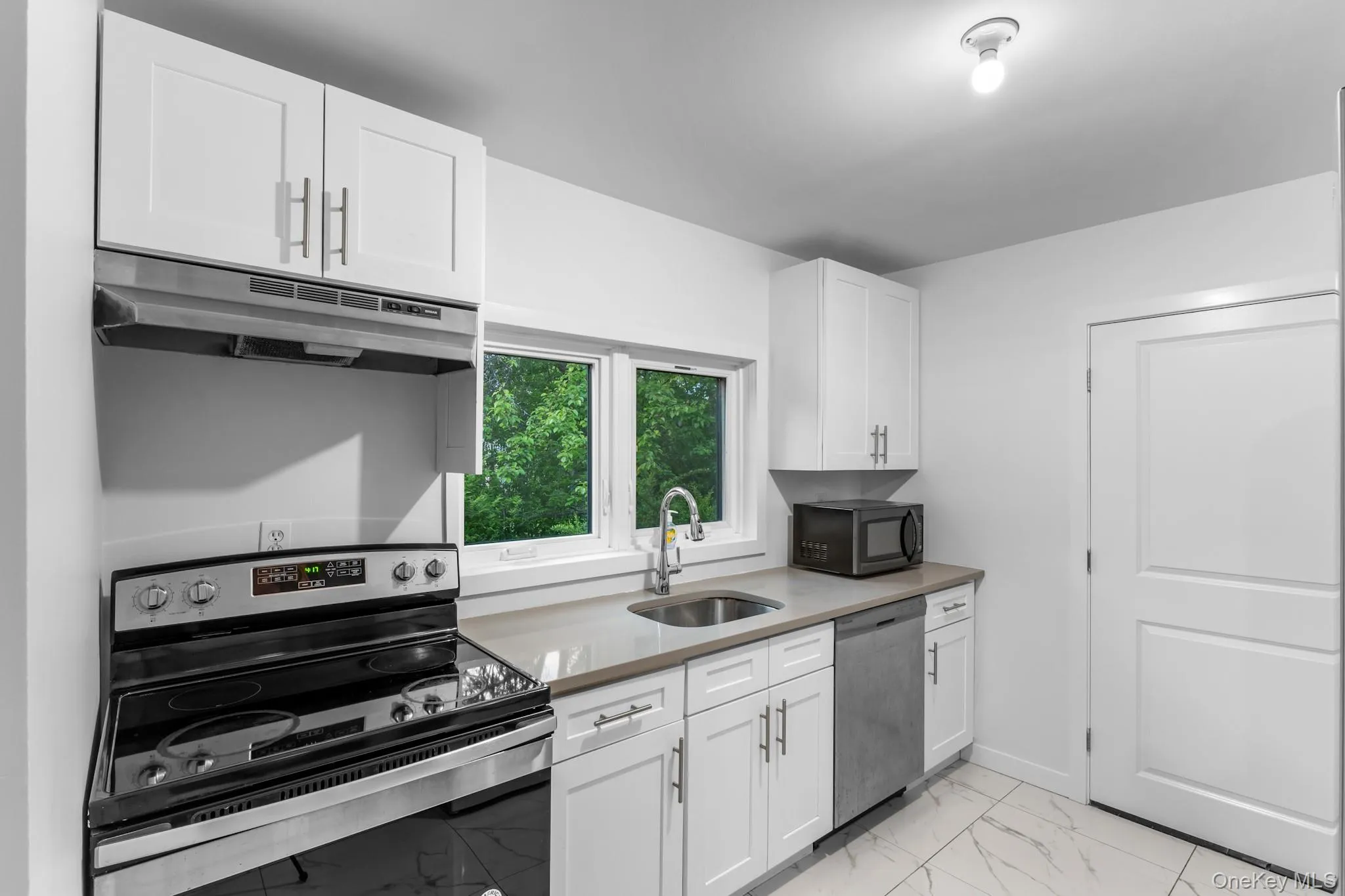 27 Chester Street, Chester Town, NY, 3 Bedrooms Bedrooms, 3 Rooms Rooms,1 BathroomBathrooms,Residential Lease,For Rent,Chester,0,1001413 27 Chester Street, Chester Town, NY, 3 Bedrooms Bedrooms, 3 Rooms Rooms,1 BathroomBathrooms,Residential Lease,For Rent,Chester,0,1001413