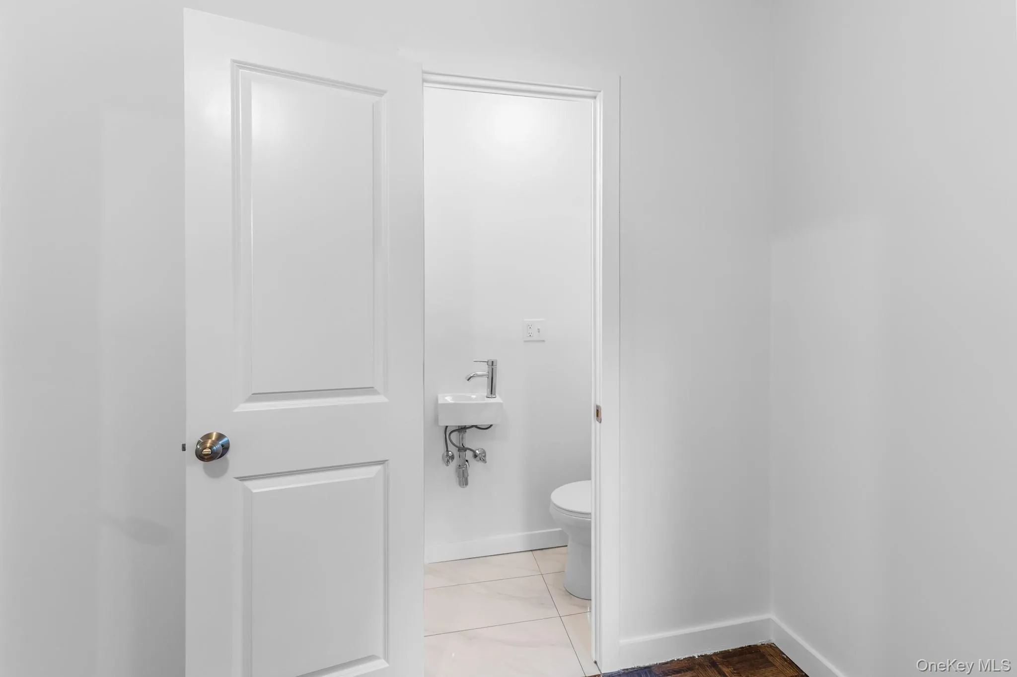 27 Chester Street, Chester Town, NY, 3 Bedrooms Bedrooms, 3 Rooms Rooms,1 BathroomBathrooms,Residential Lease,For Rent,Chester,0,1001413 27 Chester Street, Chester Town, NY, 3 Bedrooms Bedrooms, 3 Rooms Rooms,1 BathroomBathrooms,Residential Lease,For Rent,Chester,0,1001413