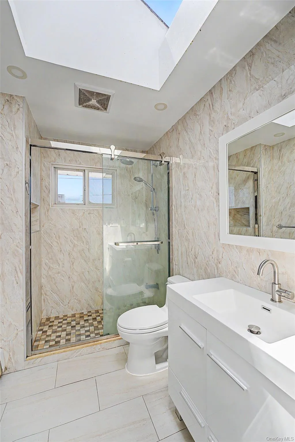 15 Hillvale Road, Oyster Bay, NY, 4 Bedrooms Bedrooms, 7 Rooms Rooms,3 BathroomsBathrooms,Residential,For Rent,Hillvale,0,1001415 15 Hillvale Road, Oyster Bay, NY, 4 Bedrooms Bedrooms, 7 Rooms Rooms,3 BathroomsBathrooms,Residential,For Rent,Hillvale,0,1001415