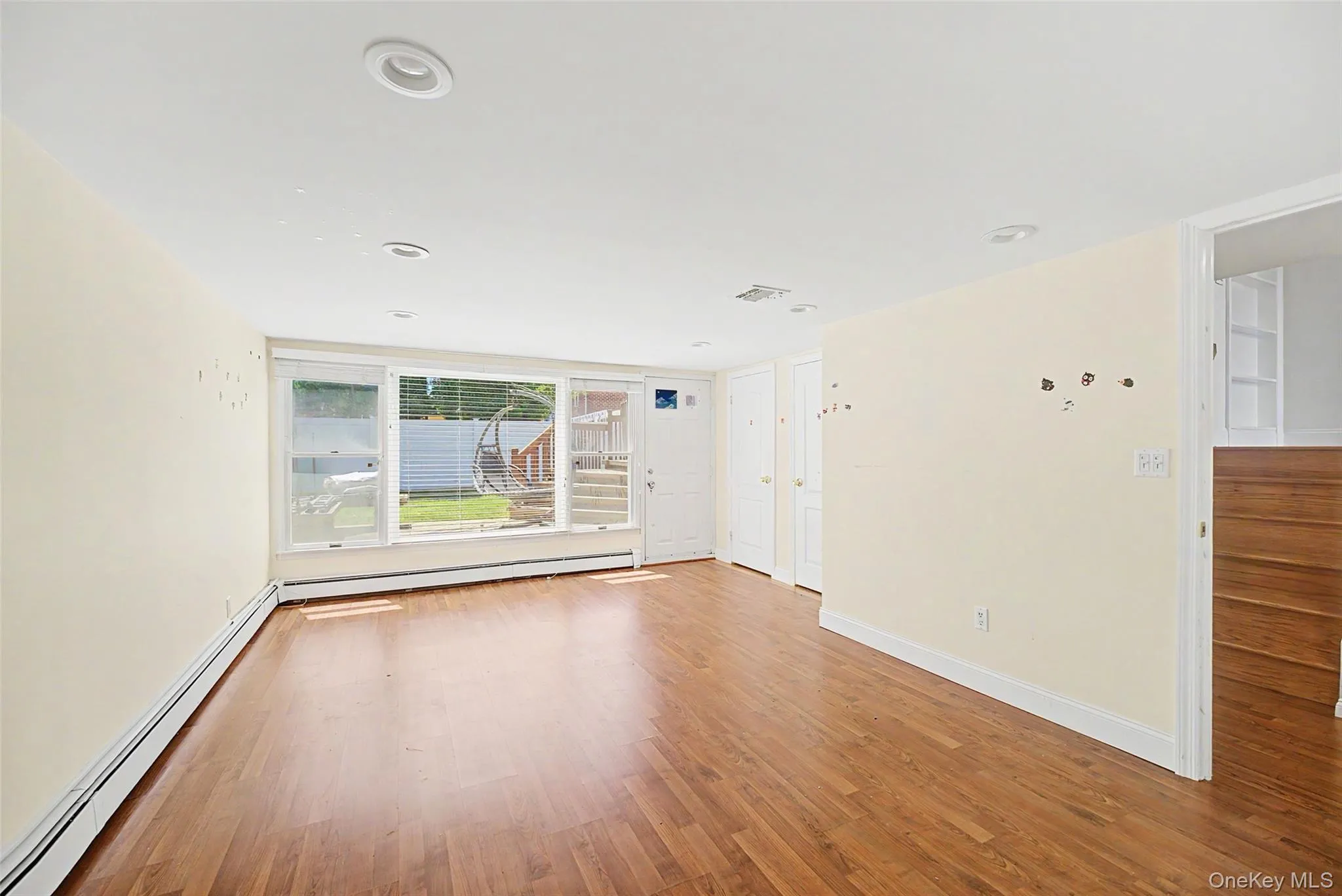 15 Hillvale Road, Oyster Bay, NY, 4 Bedrooms Bedrooms, 7 Rooms Rooms,3 BathroomsBathrooms,Residential,For Rent,Hillvale,0,1001415 15 Hillvale Road, Oyster Bay, NY, 4 Bedrooms Bedrooms, 7 Rooms Rooms,3 BathroomsBathrooms,Residential,For Rent,Hillvale,0,1001415